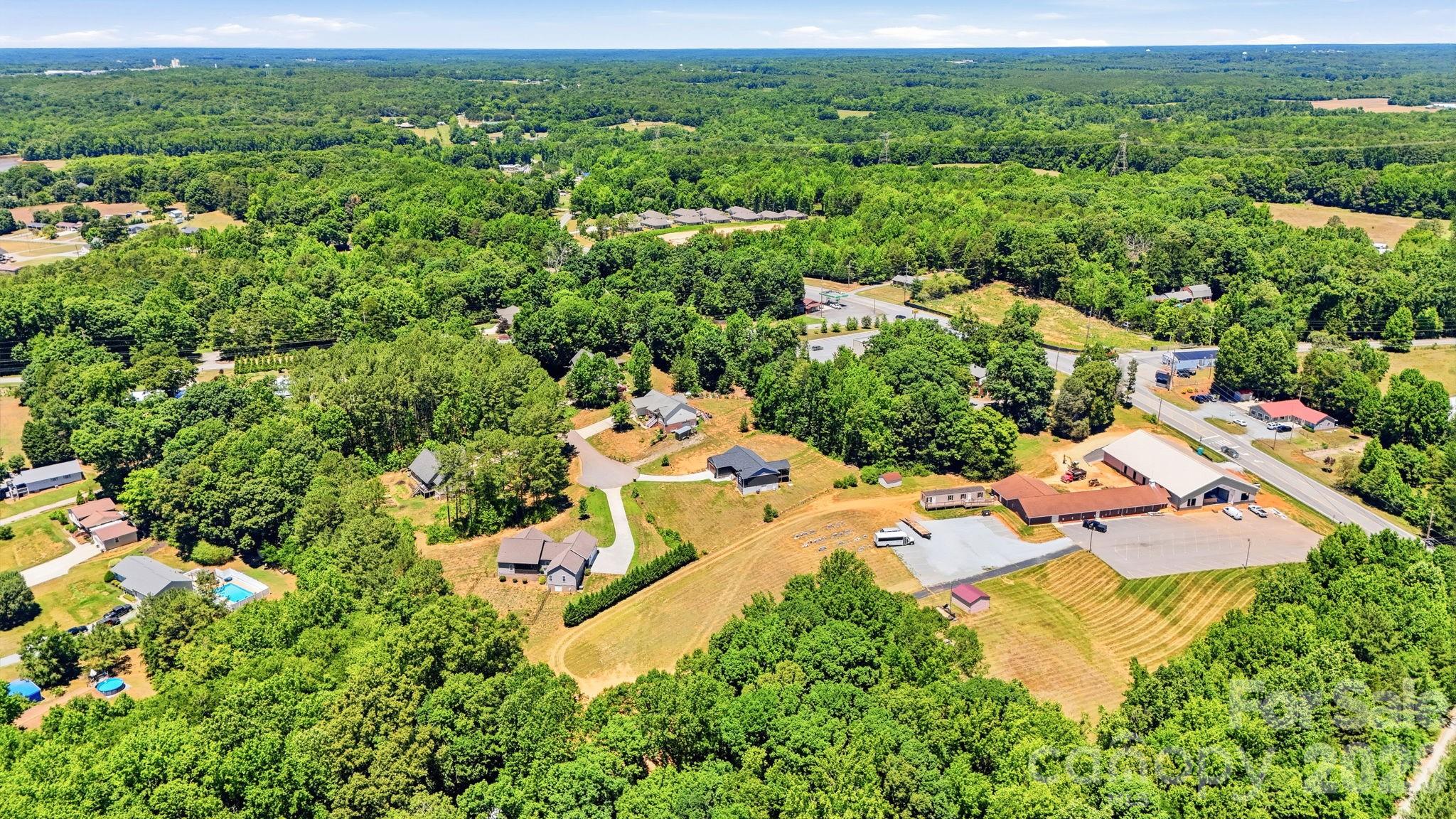 Mountain Ridge - Residential