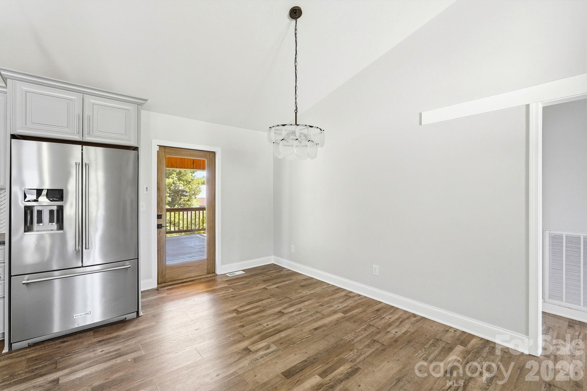 Mountain Ridge - Residential