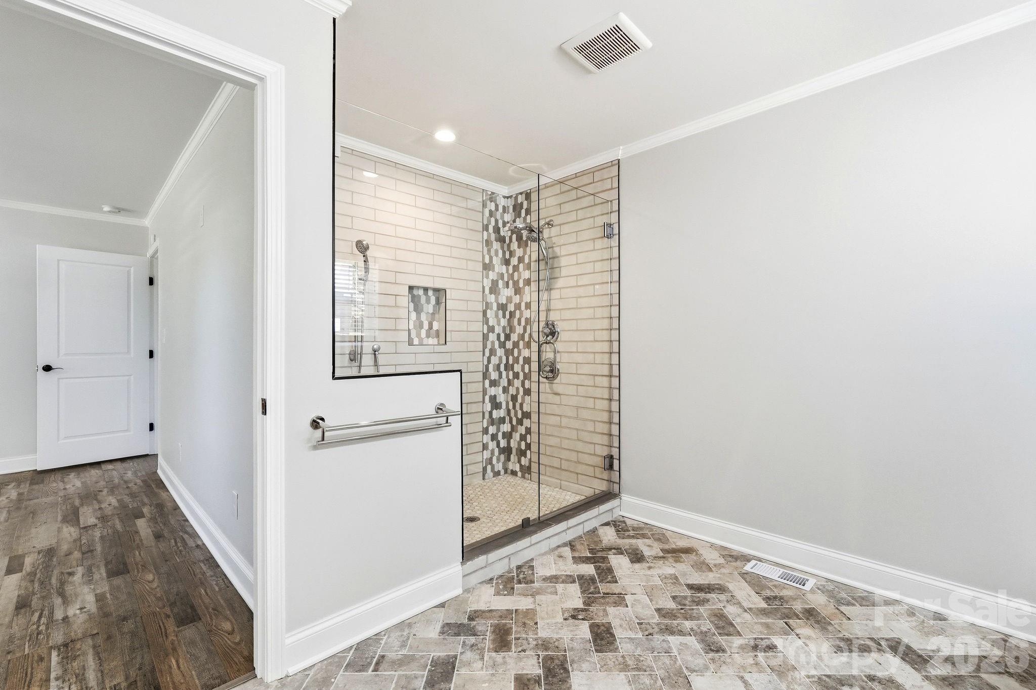 Mountain Ridge - Residential