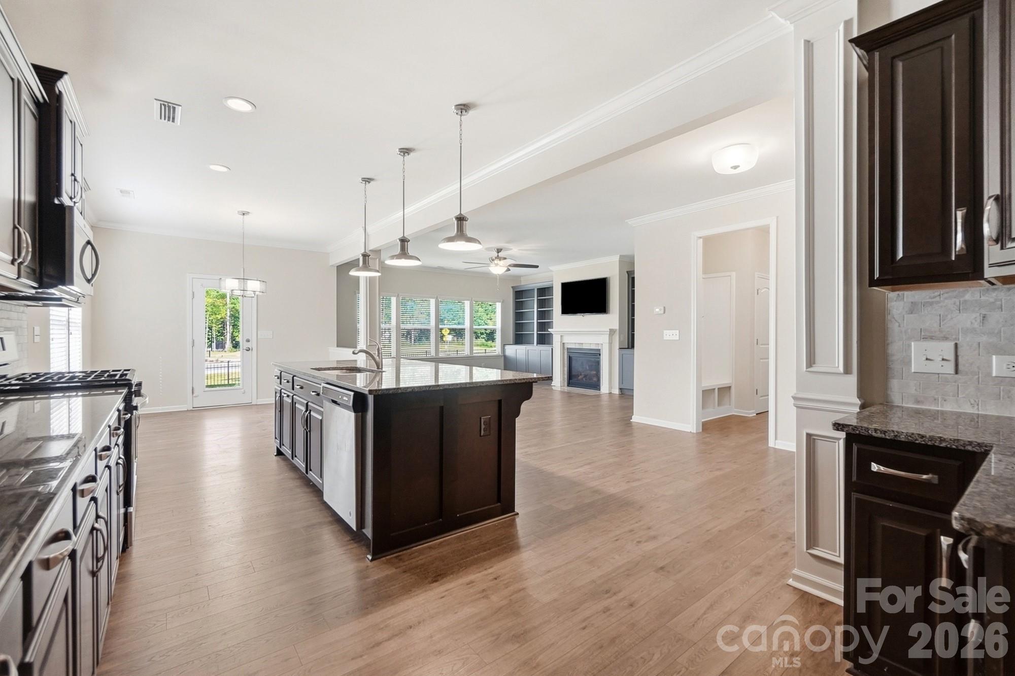 Lake Ridge - Residential
