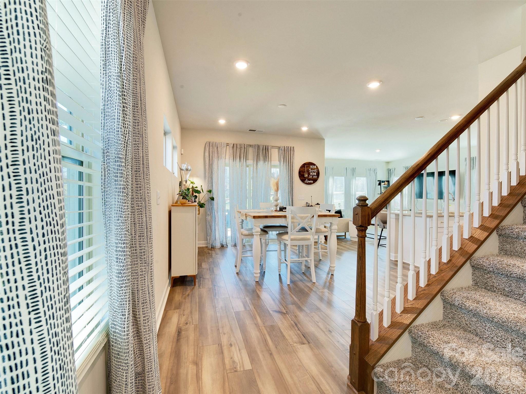 Larkhaven Hills - Residential
