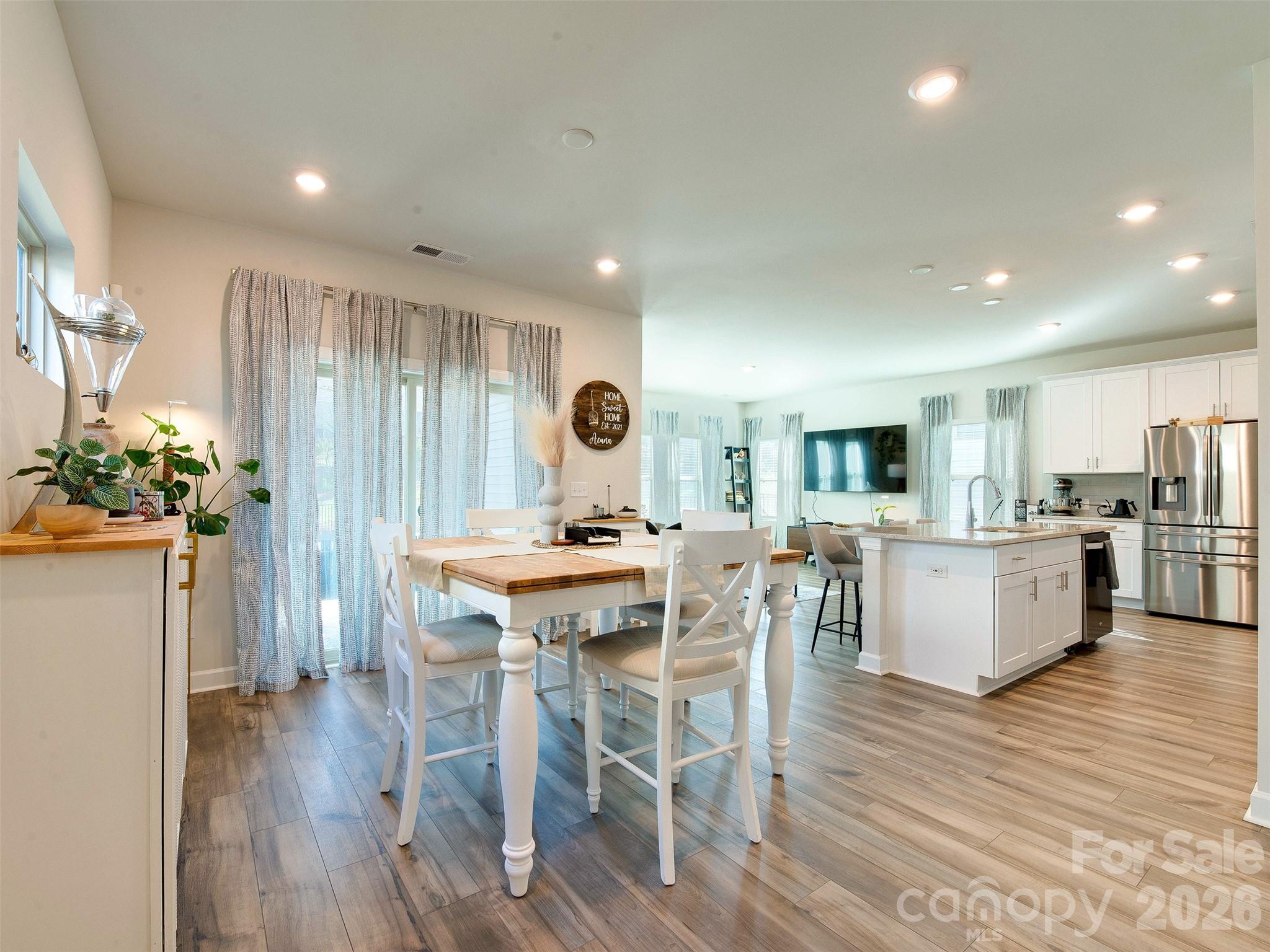 Larkhaven Hills - Residential