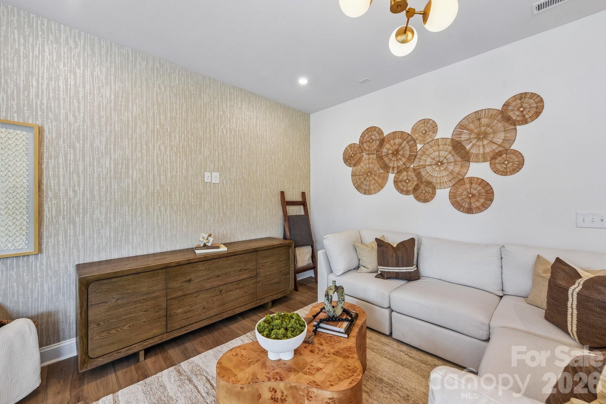ODELL PARK - Residential