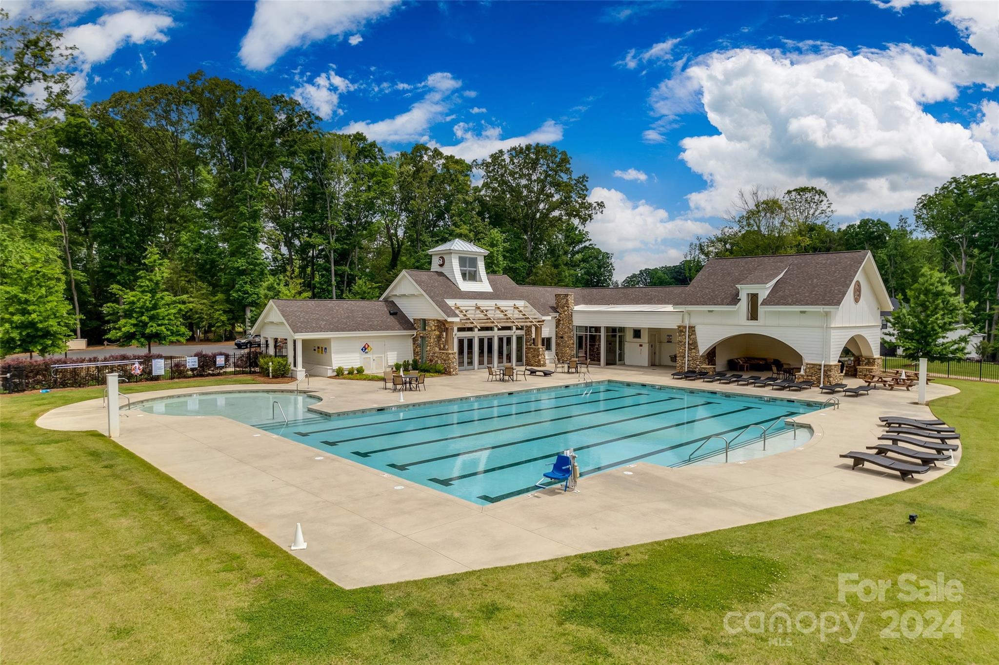 McLean - South Shore - Residential