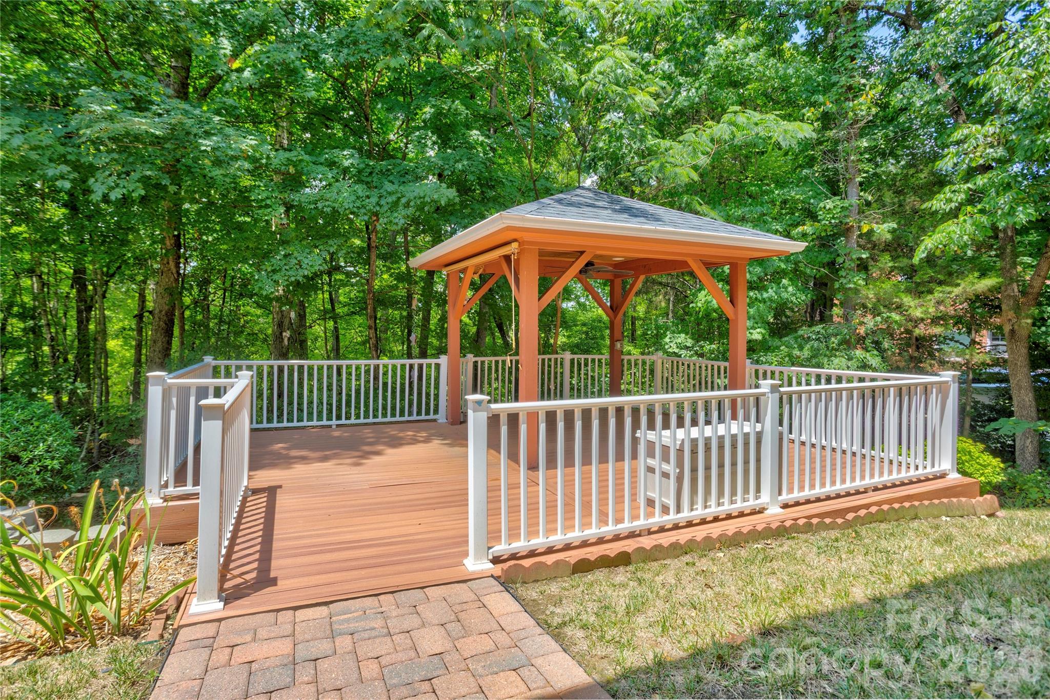 Highland Creek - Residential
