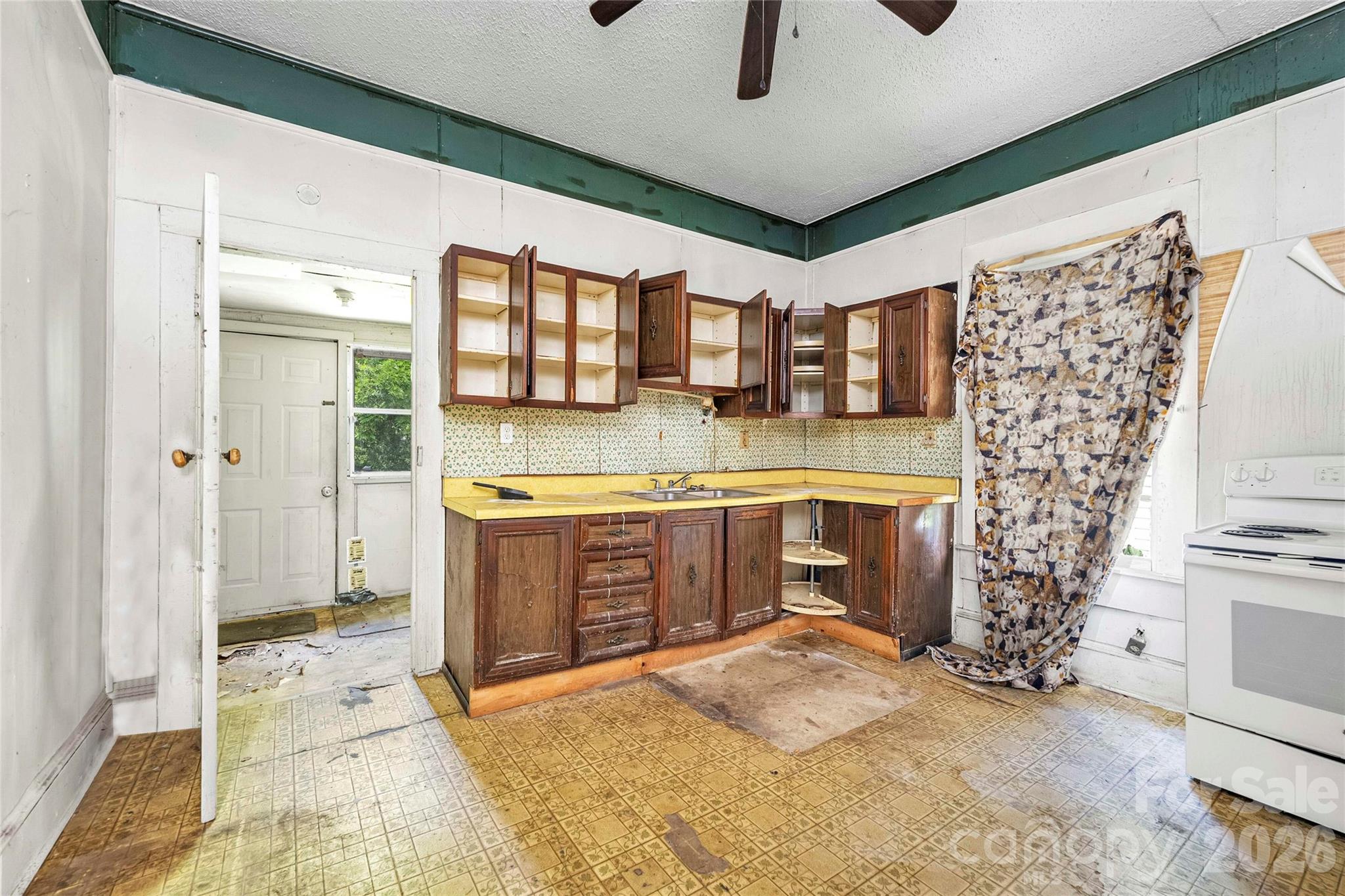 Oak Terrace - Residential