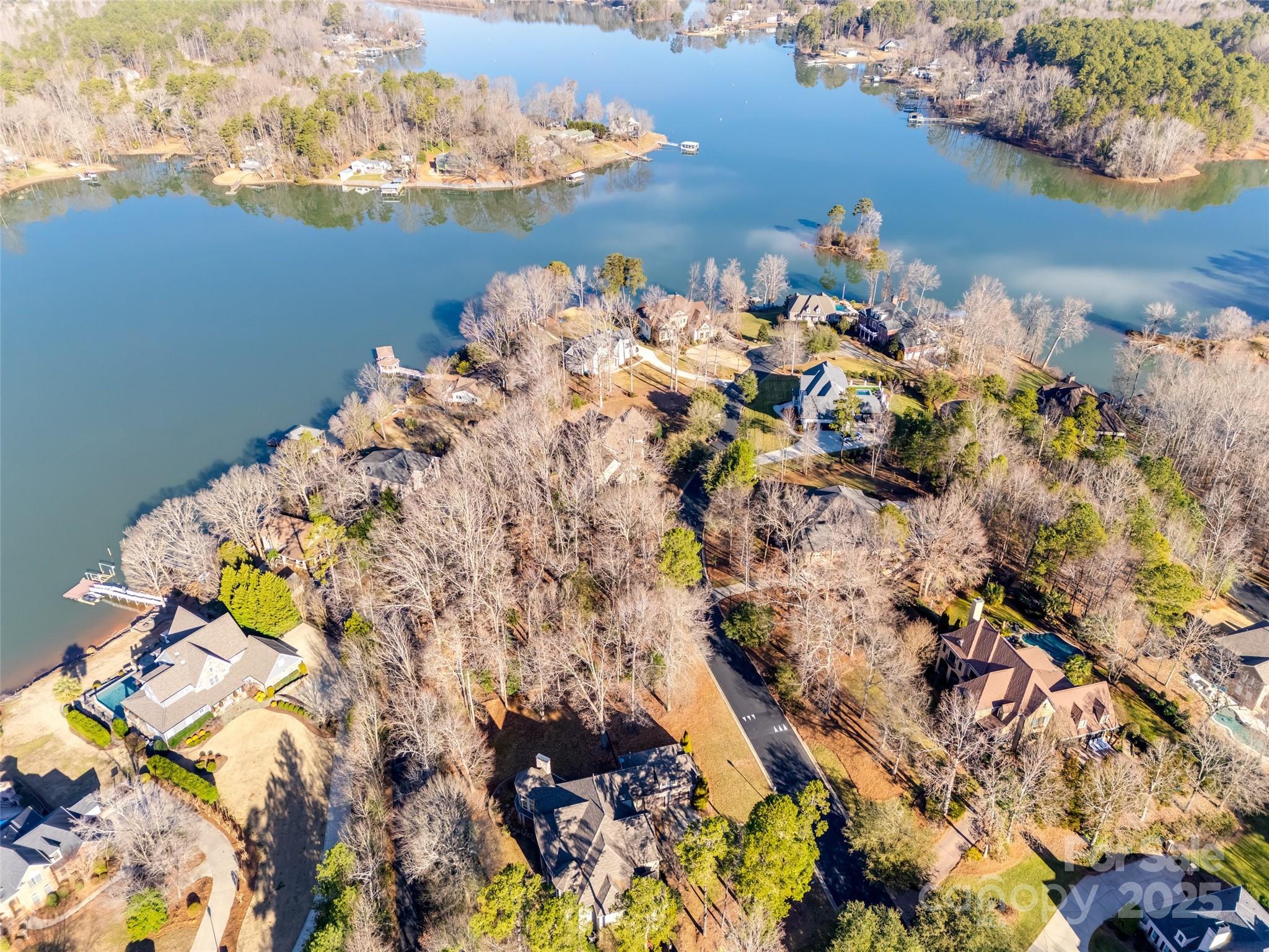 River Lakes - Land