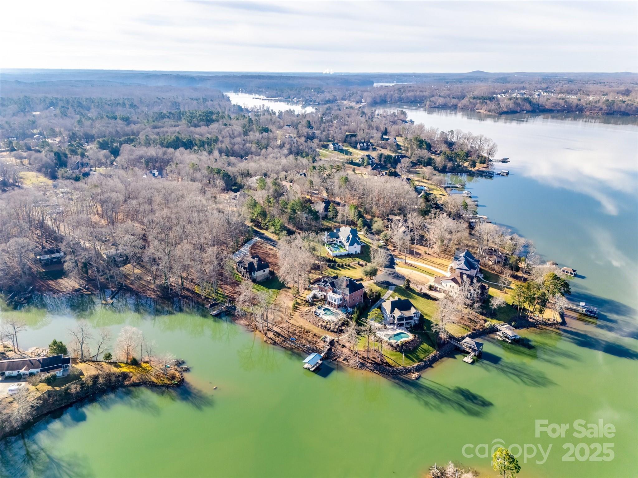 River Lakes - Land