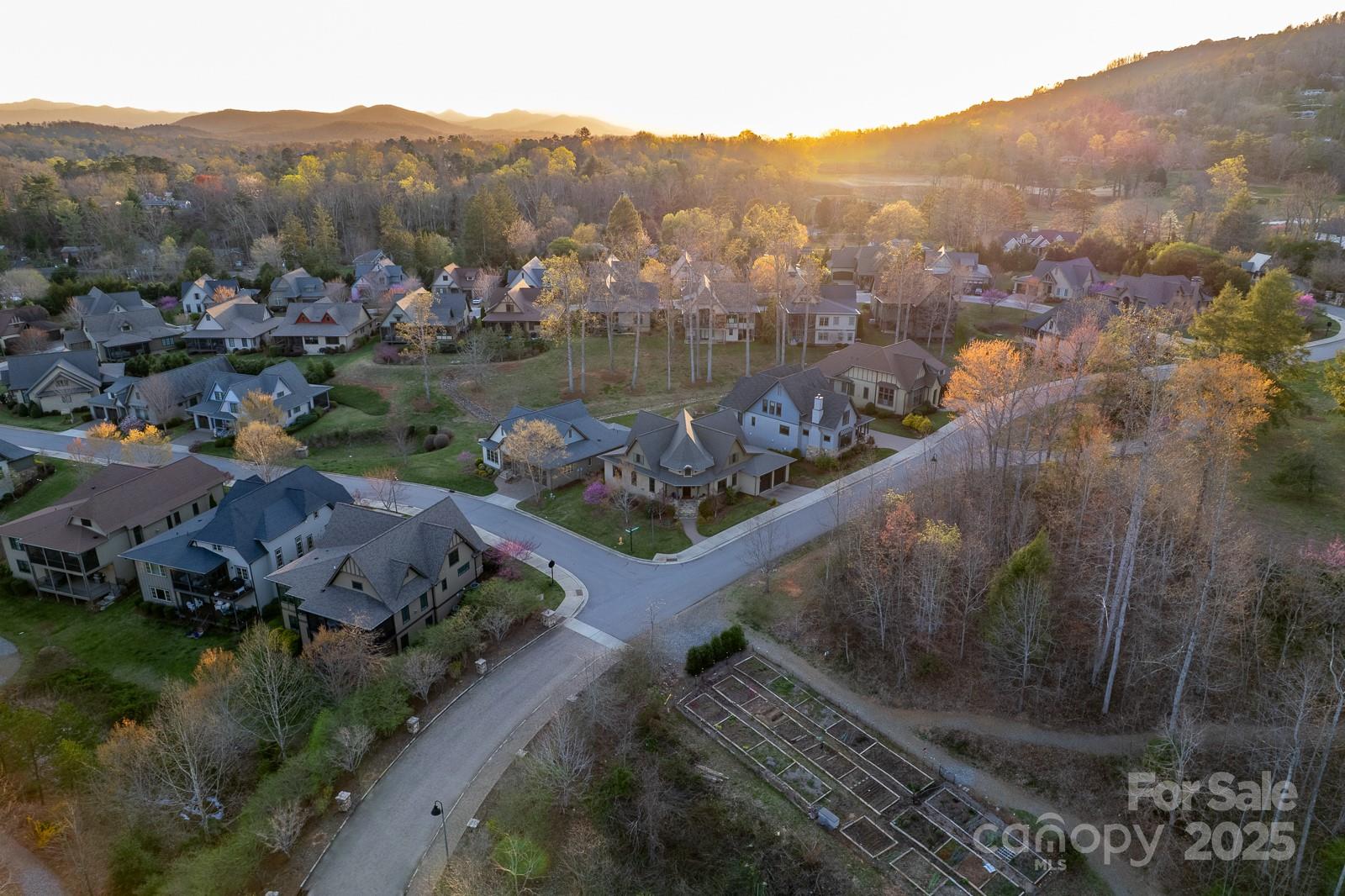 Thoms Estate - Land