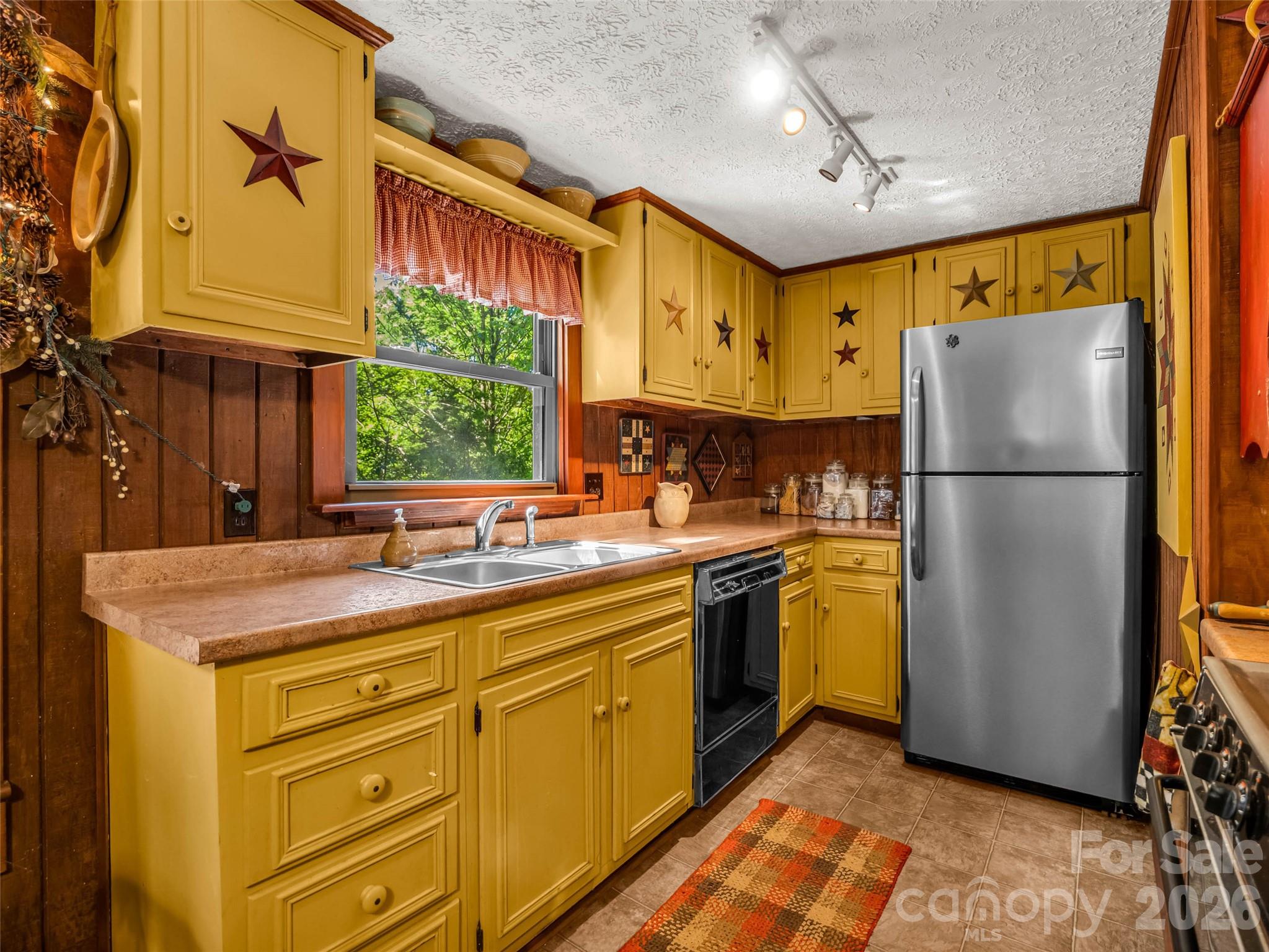 Forest Lake Heights - Residential