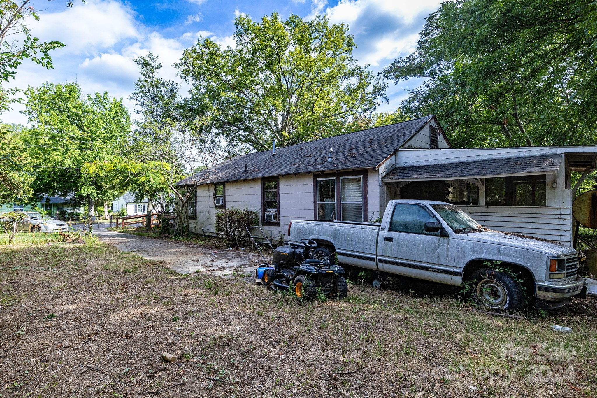 Woodland Park - Residential