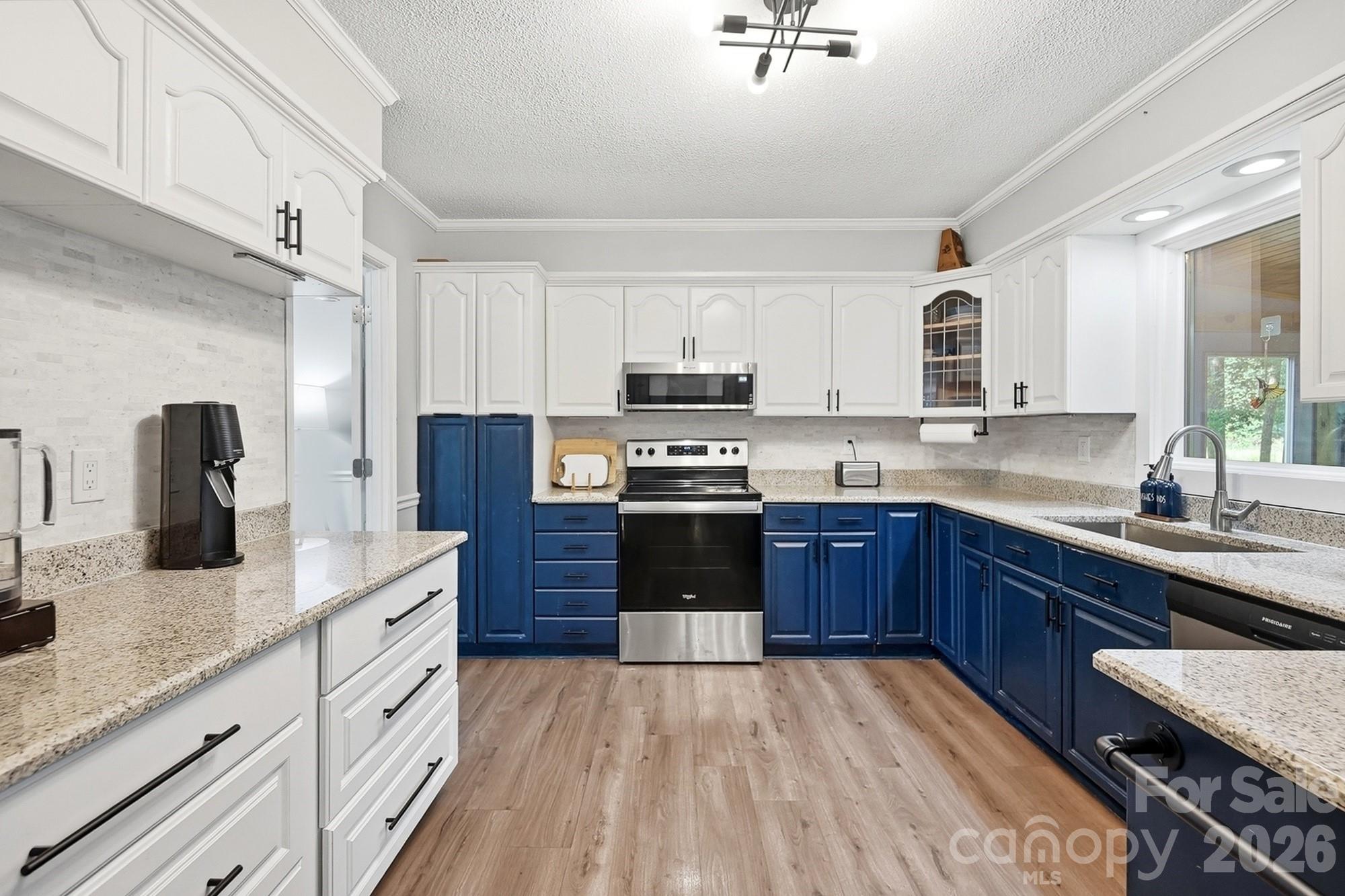 Lakehaven Estates - Residential