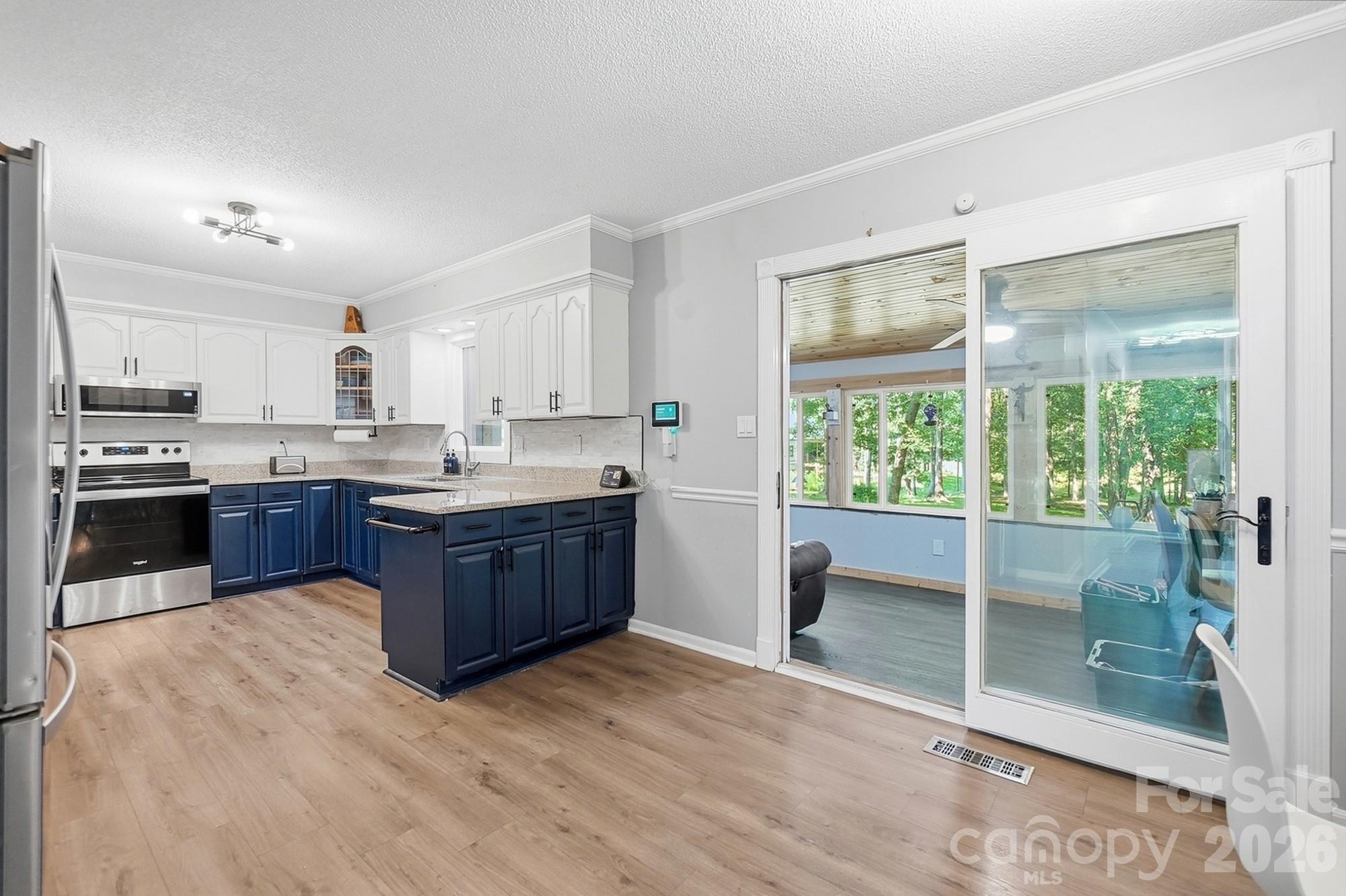 Lakehaven Estates - Residential