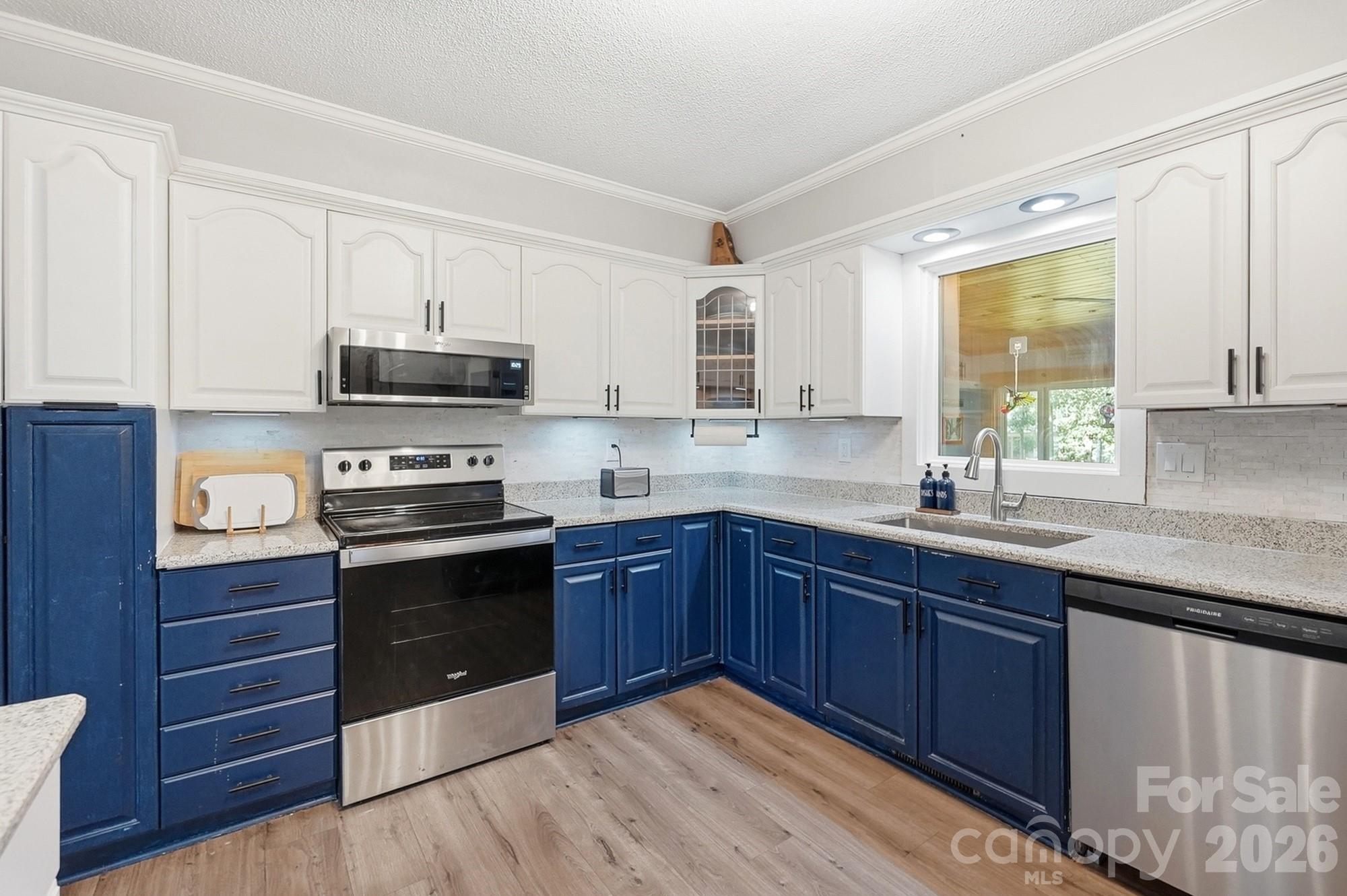 Lakehaven Estates - Residential