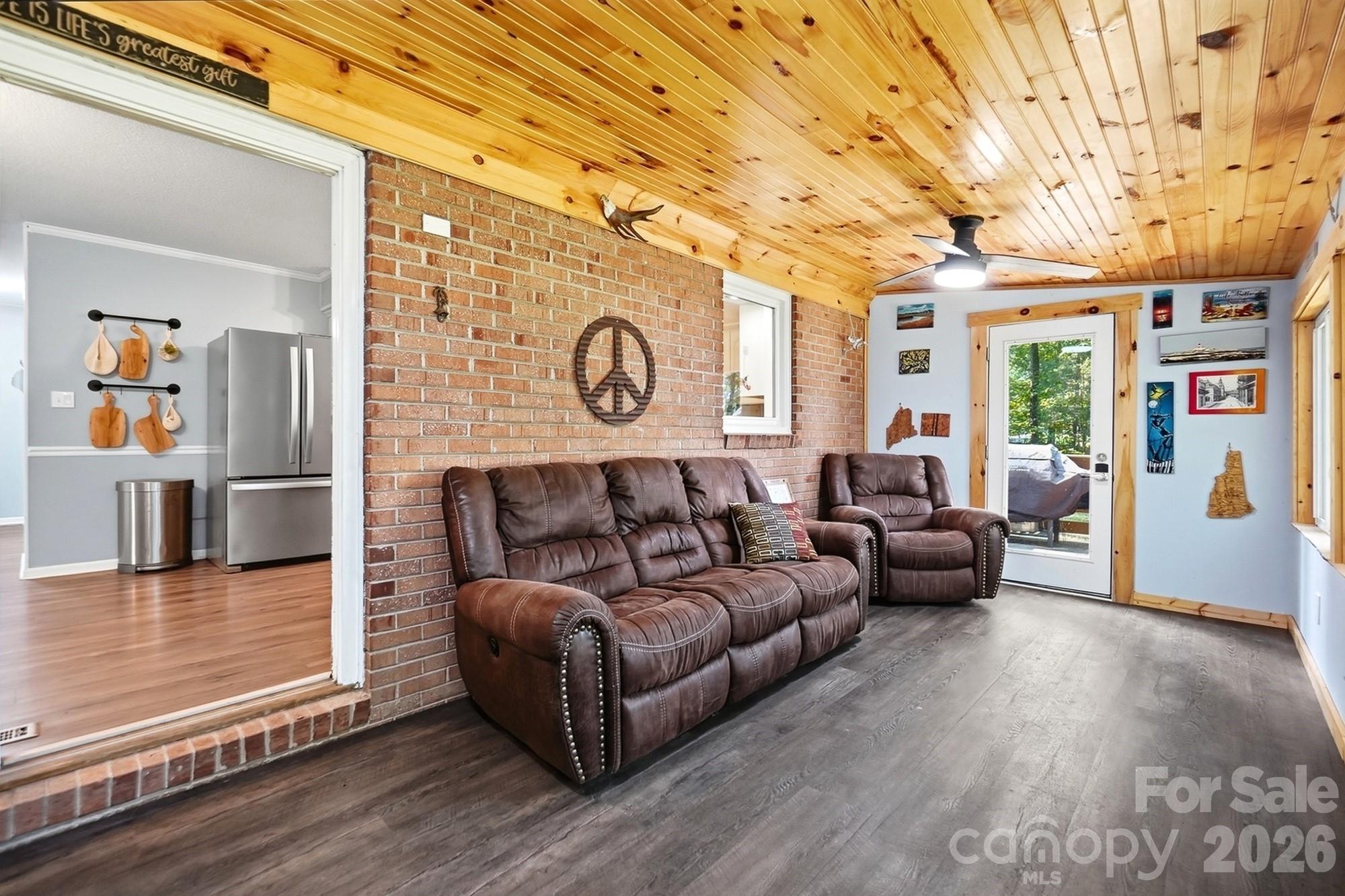 Lakehaven Estates - Residential