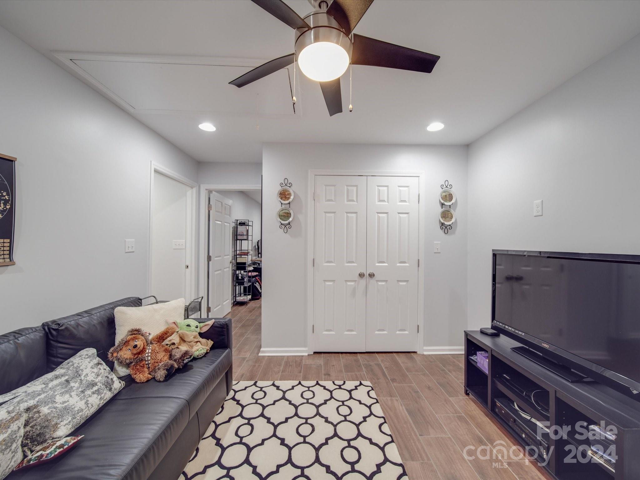 Amber Ashlyn Acres - Residential