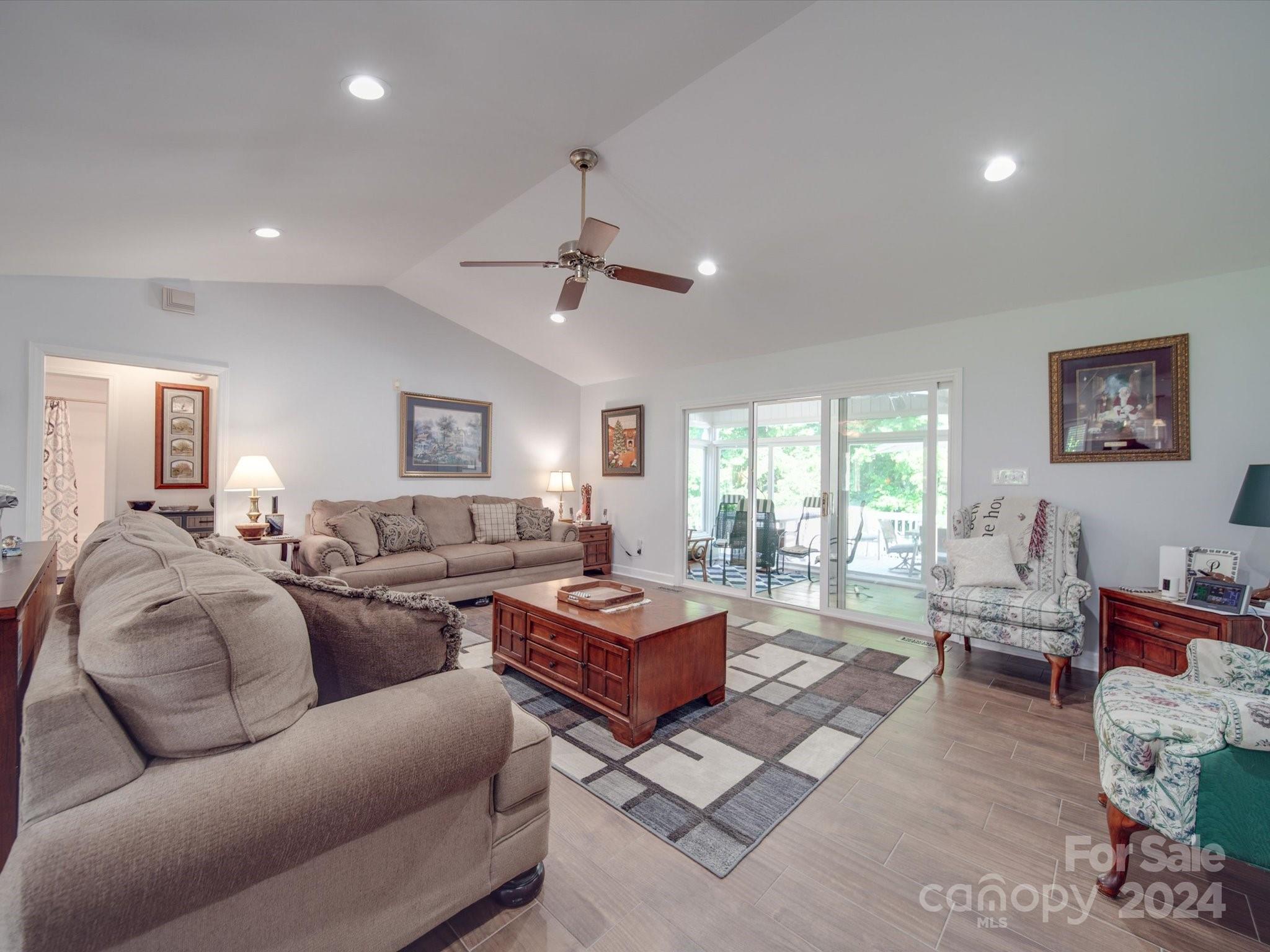 Amber Ashlyn Acres - Residential