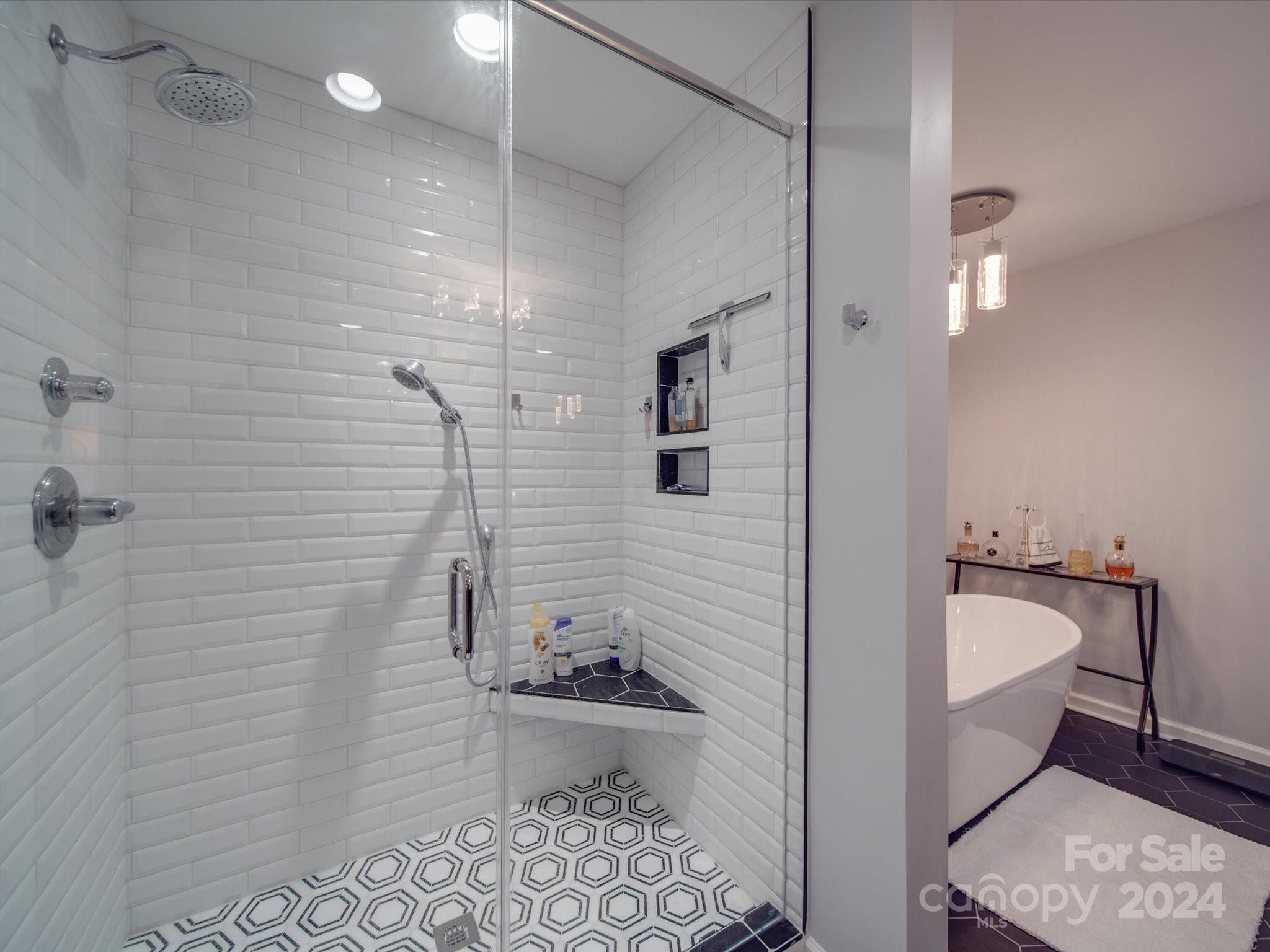 Amber Ashlyn Acres - Residential