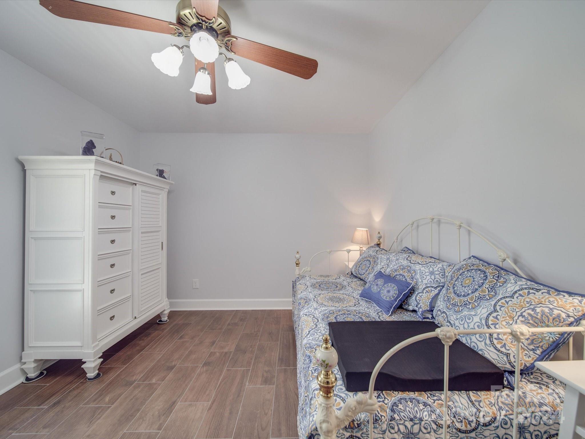 Amber Ashlyn Acres - Residential