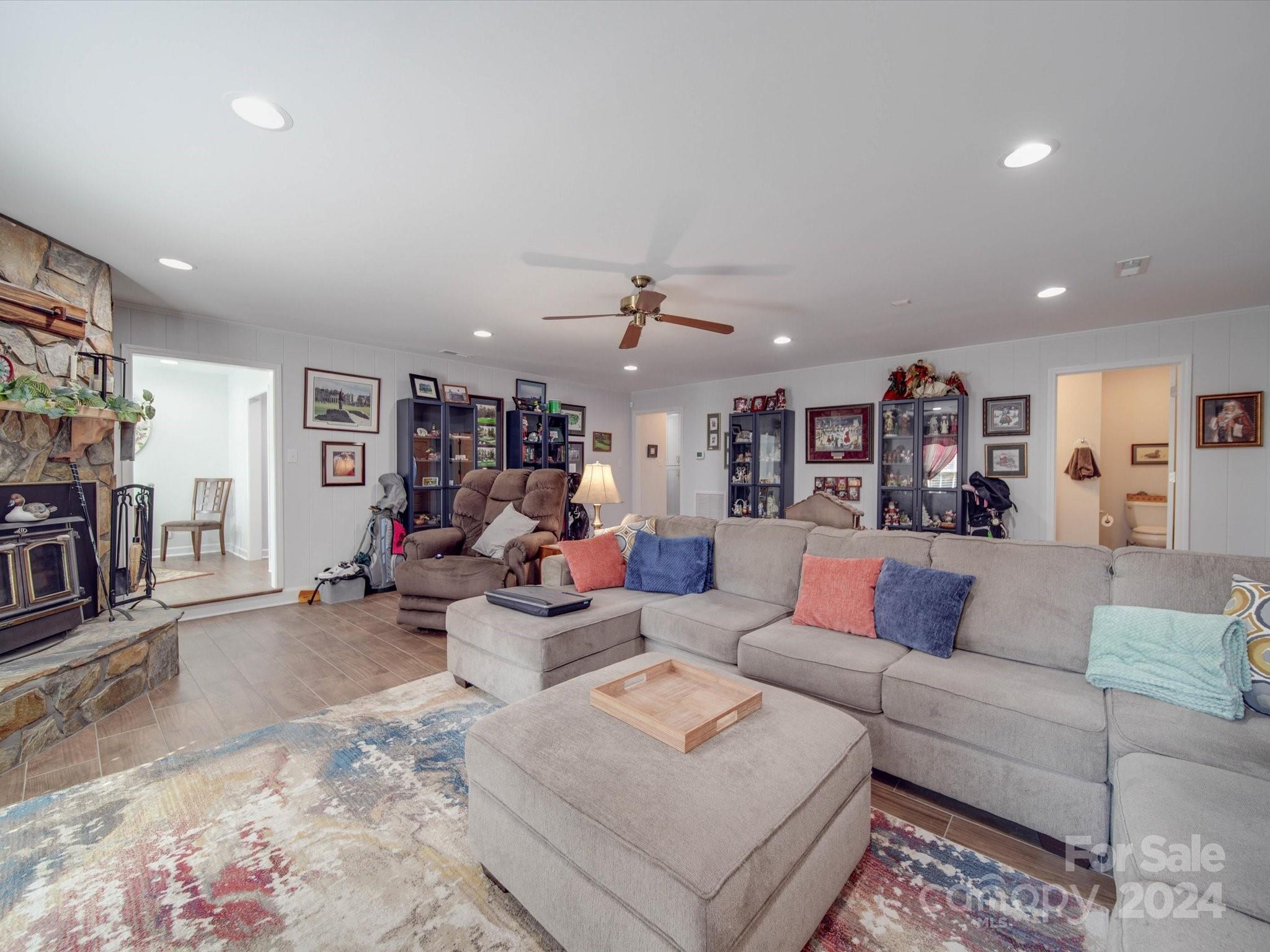 Amber Ashlyn Acres - Residential