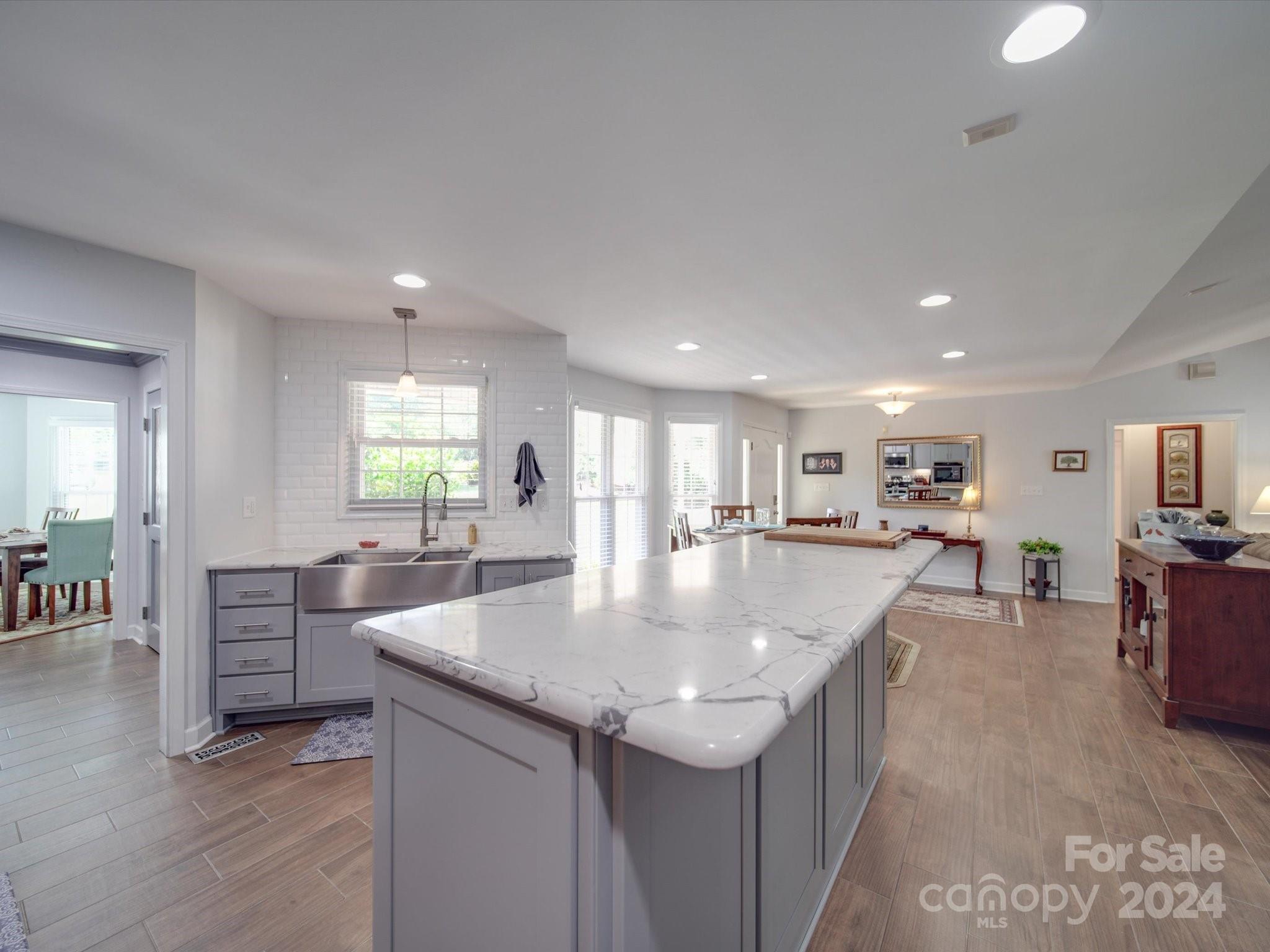 Amber Ashlyn Acres - Residential