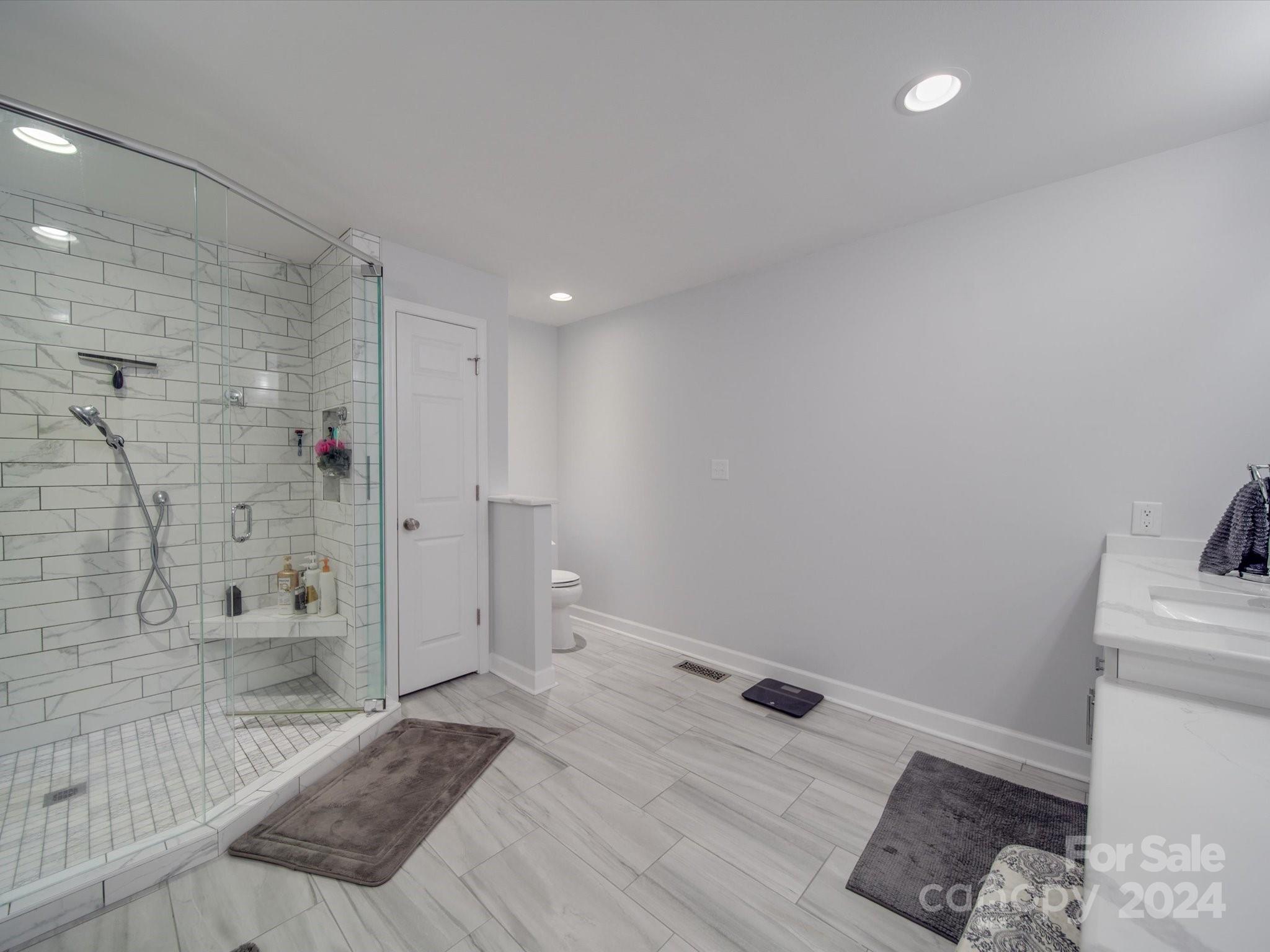 Amber Ashlyn Acres - Residential