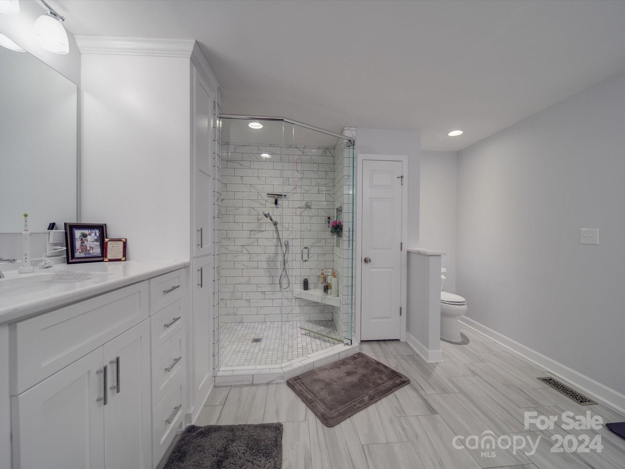 Amber Ashlyn Acres - Residential