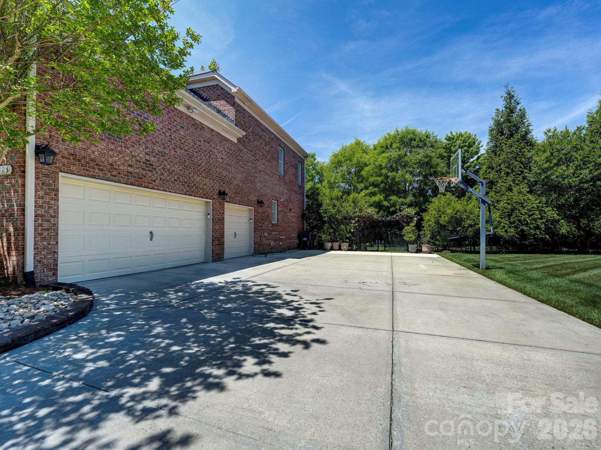 Marvin Creek - Residential