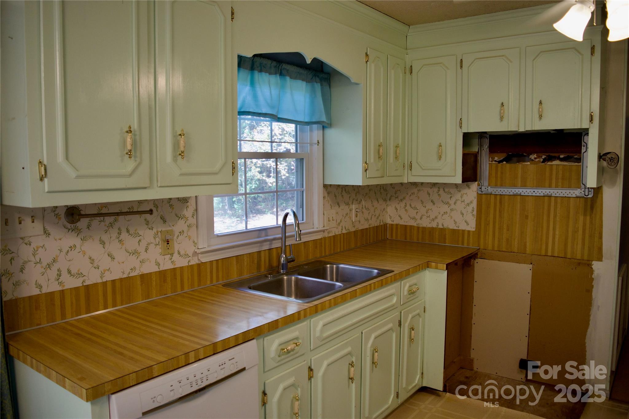 Country Oaks - Residential
