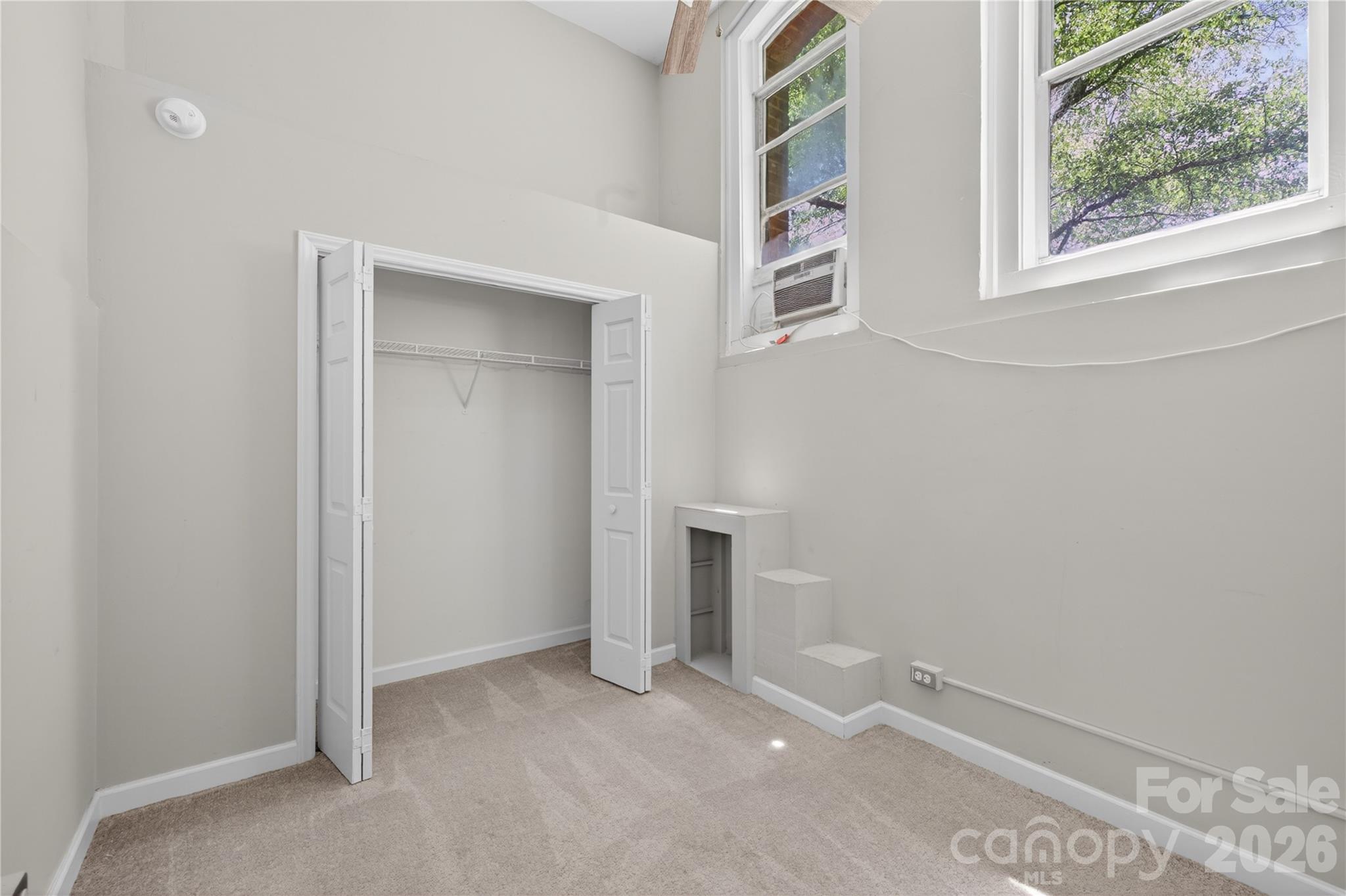FoxRidge Lofts - Residential
