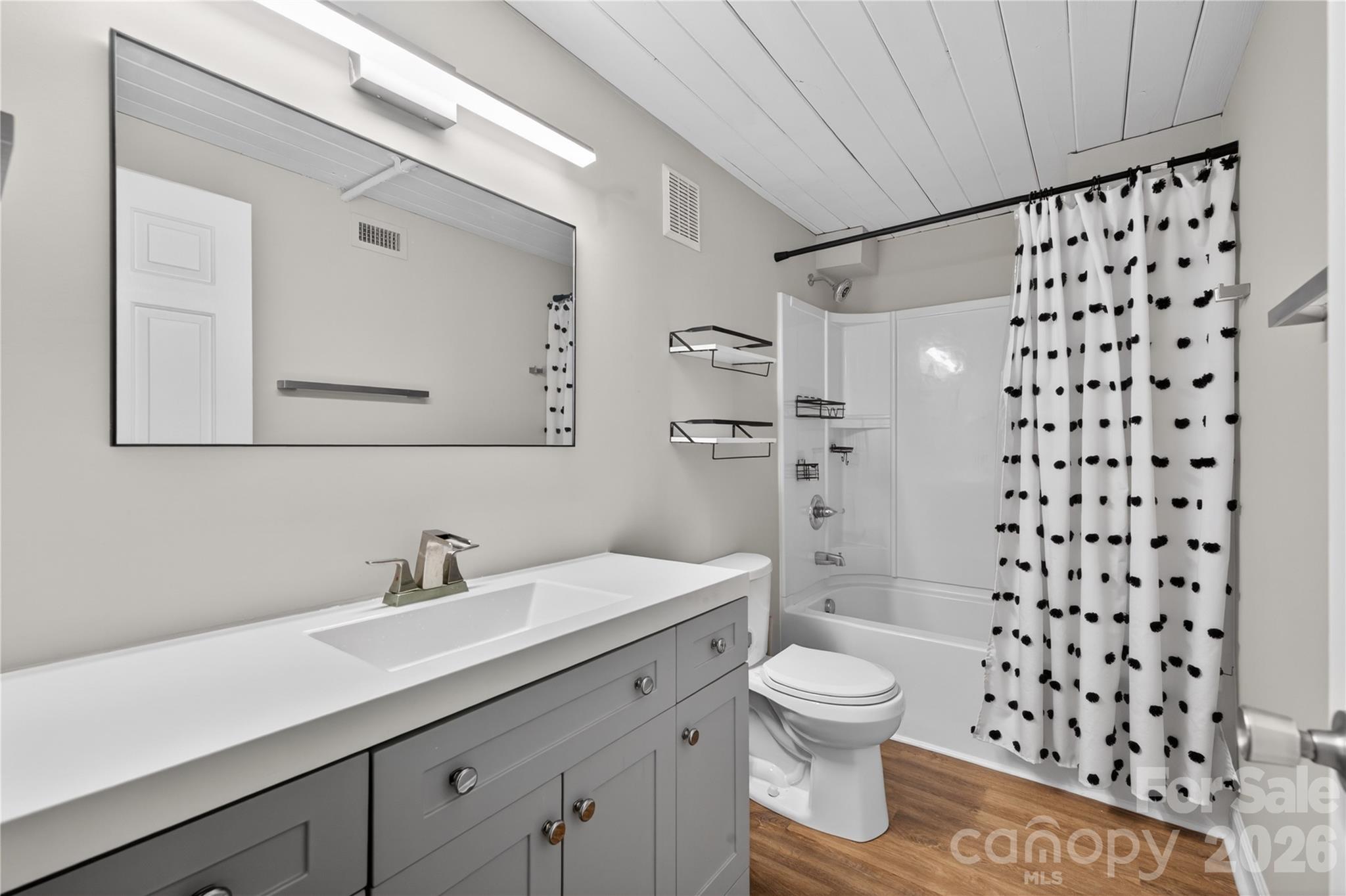 FoxRidge Lofts - Residential