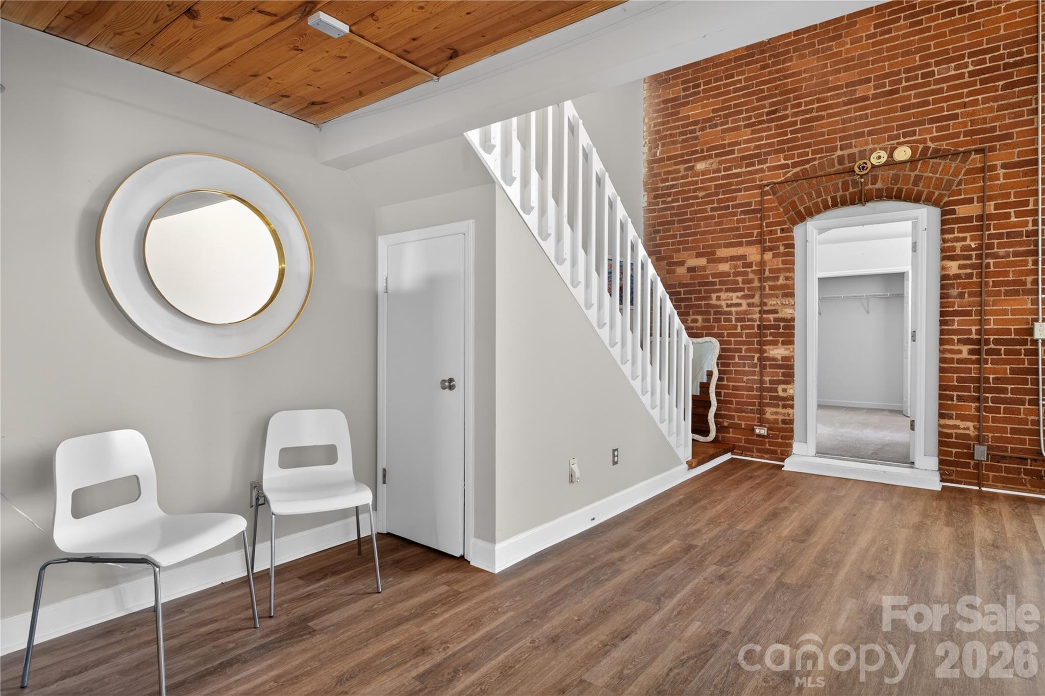 FoxRidge Lofts - Residential