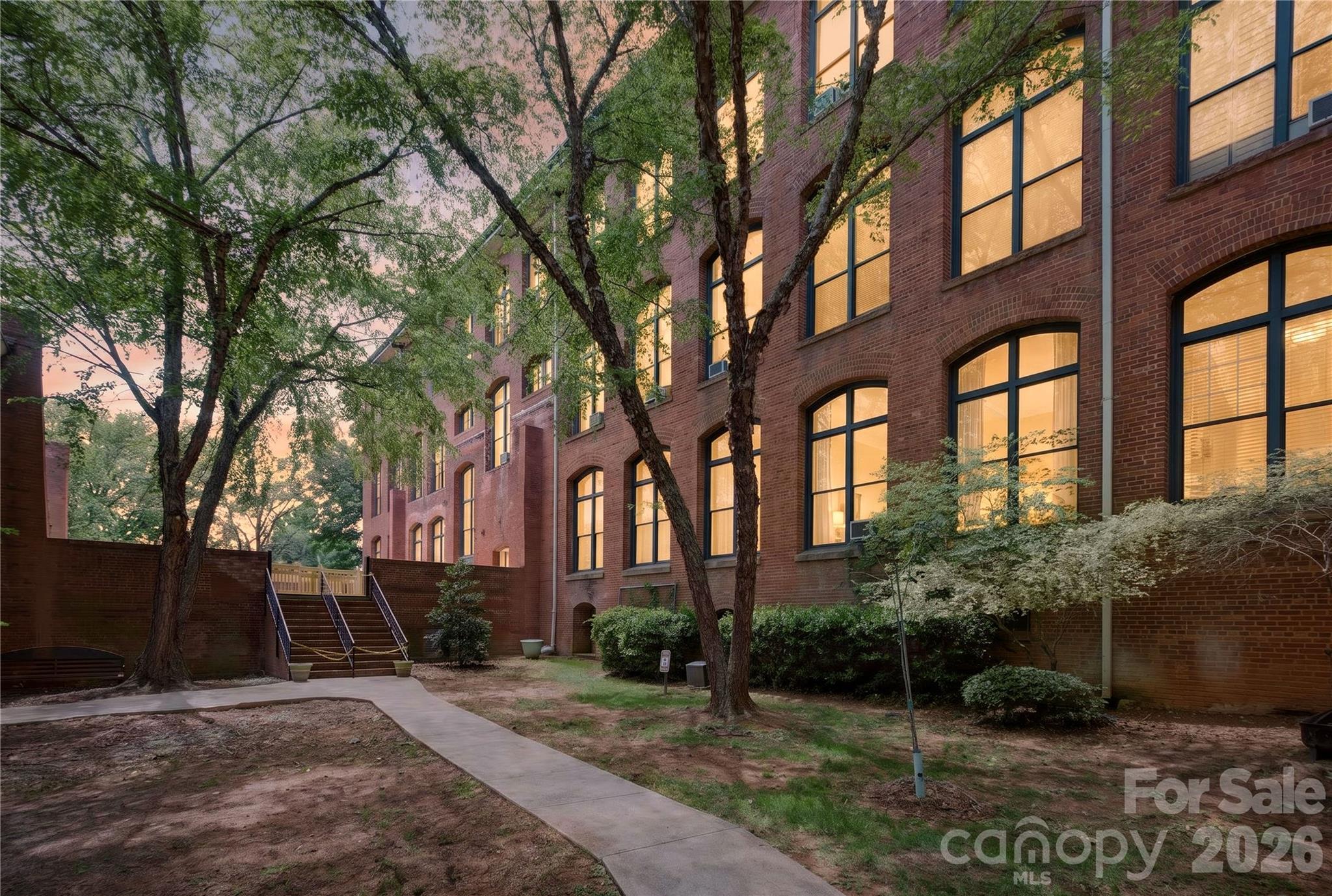 FoxRidge Lofts - Residential