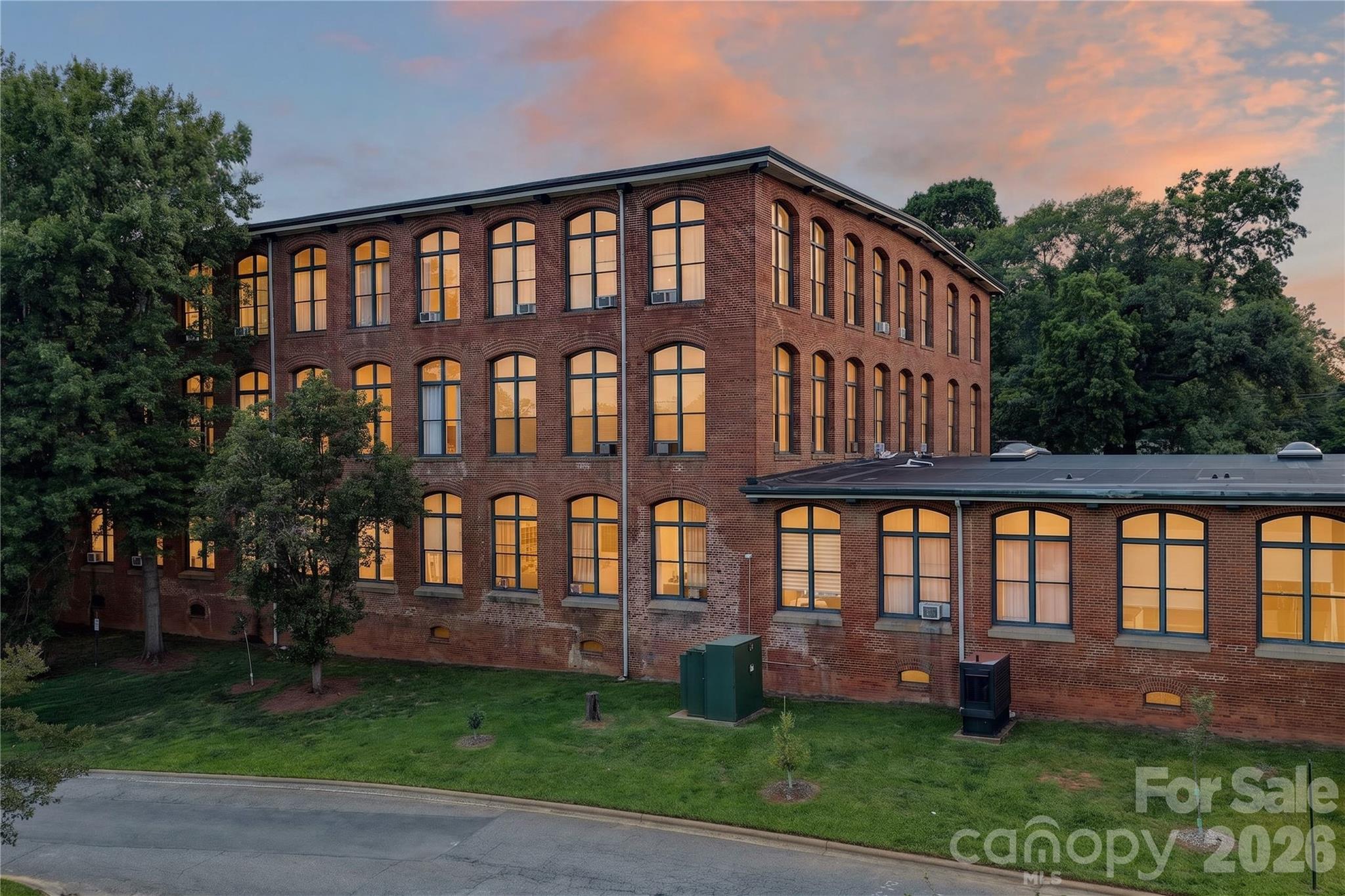 FoxRidge Lofts - Residential