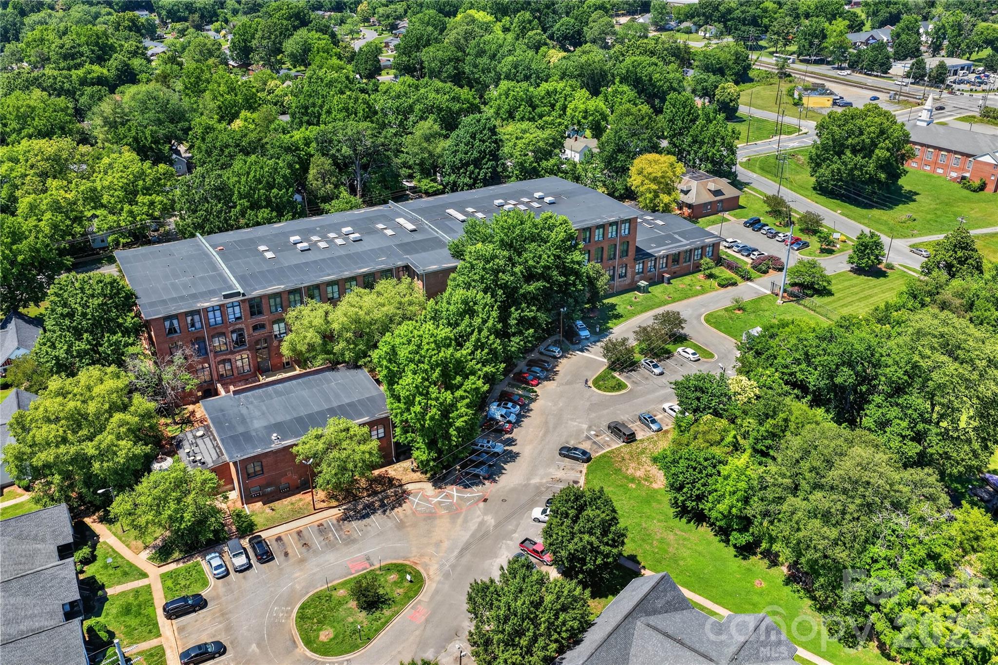 FoxRidge Lofts - Residential