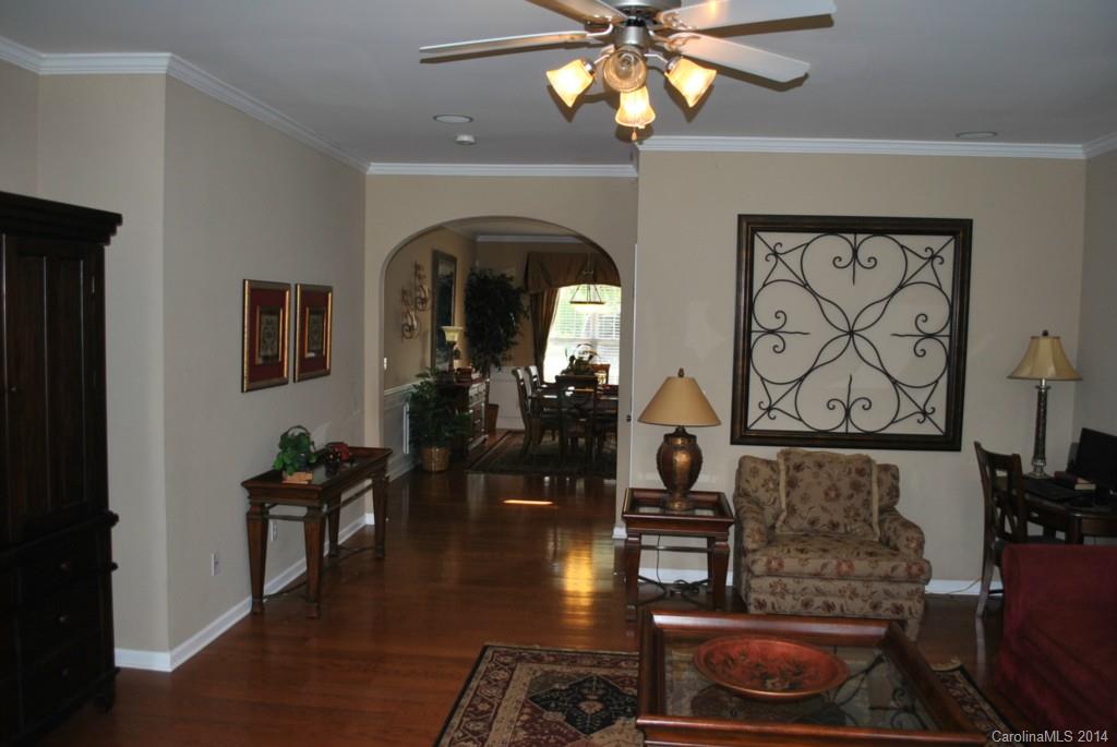 Ridge Pointe - Residential