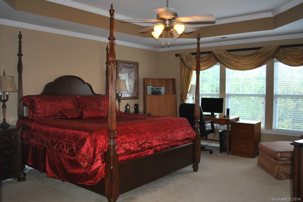 Ridge Pointe - Residential