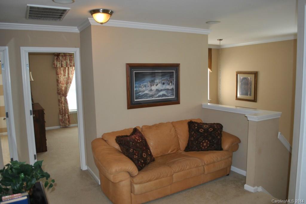 Ridge Pointe - Residential