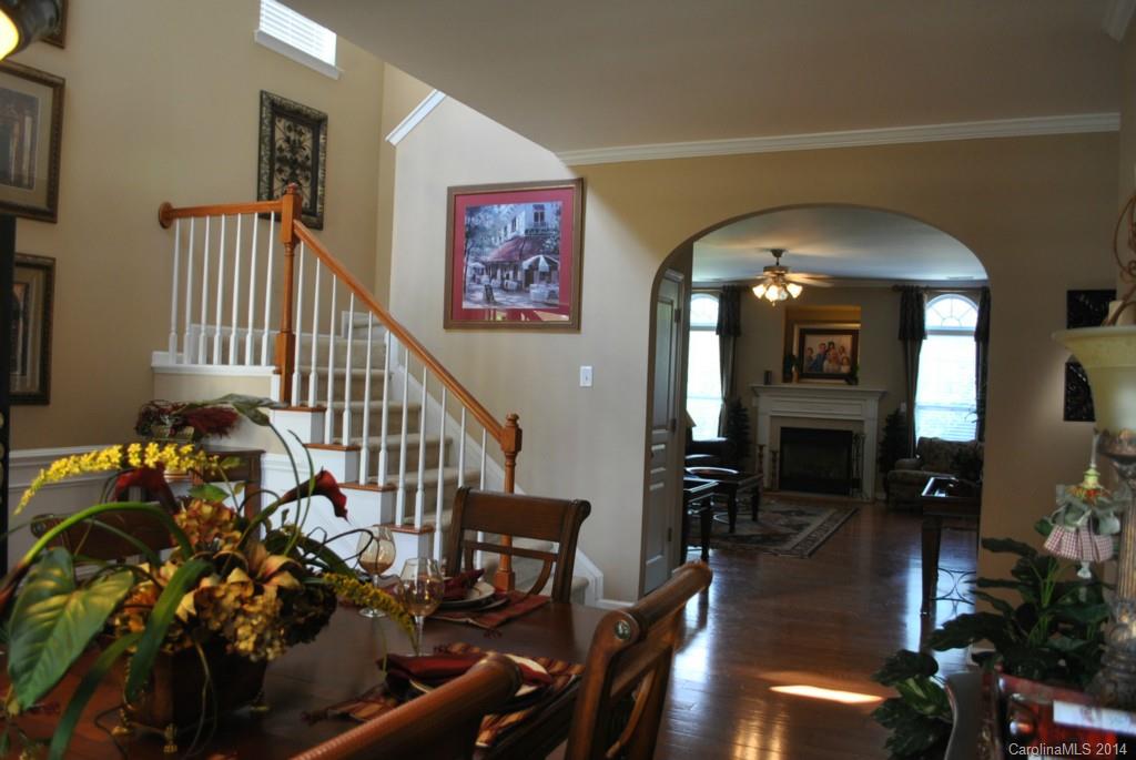 Ridge Pointe - Residential