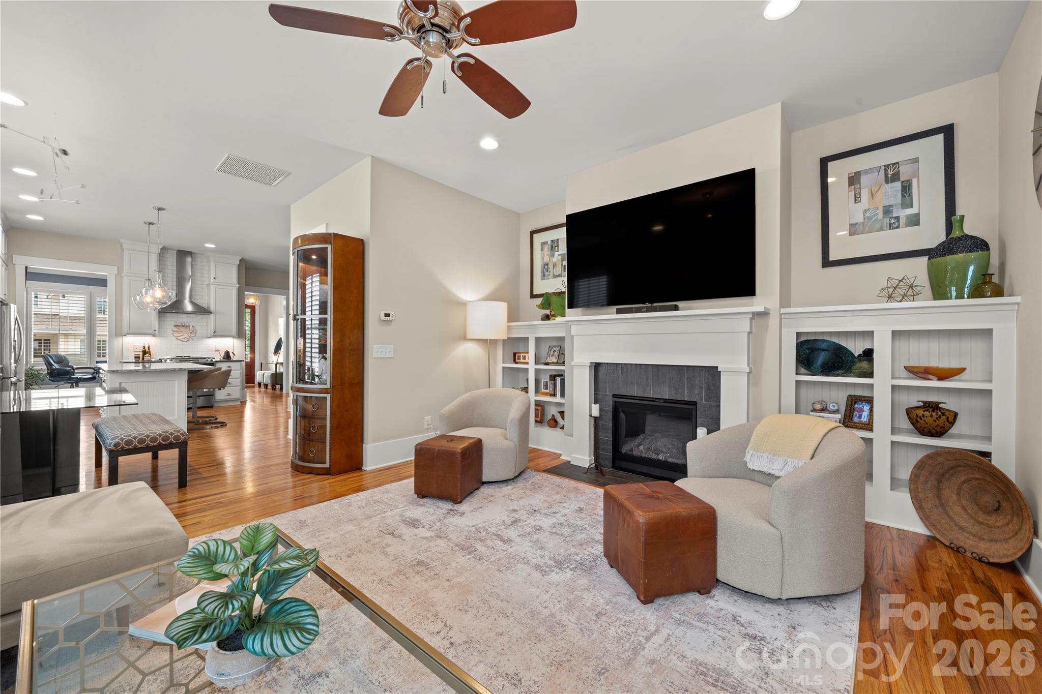 Riverwalk - Residential