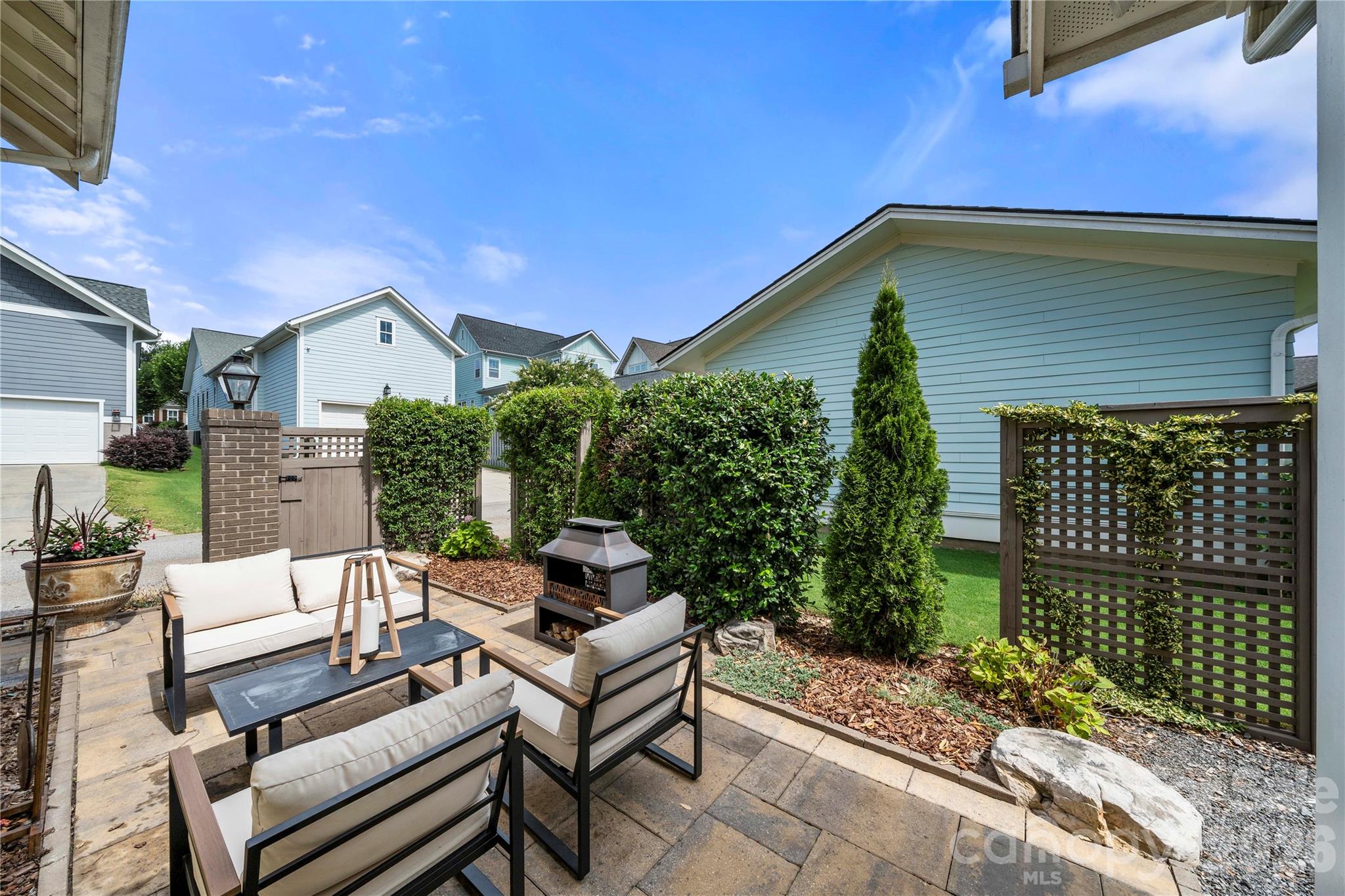 Riverwalk - Residential