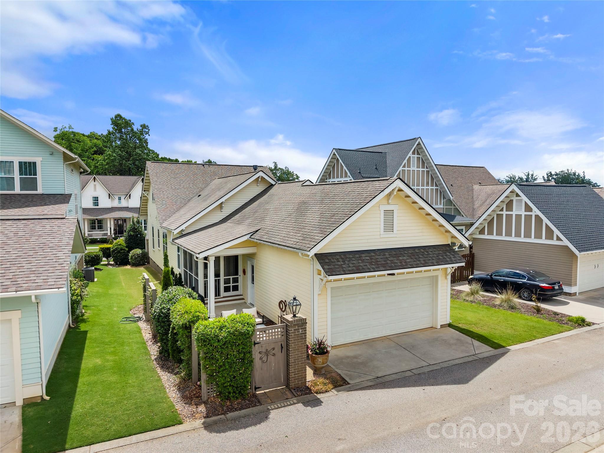 Riverwalk - Residential