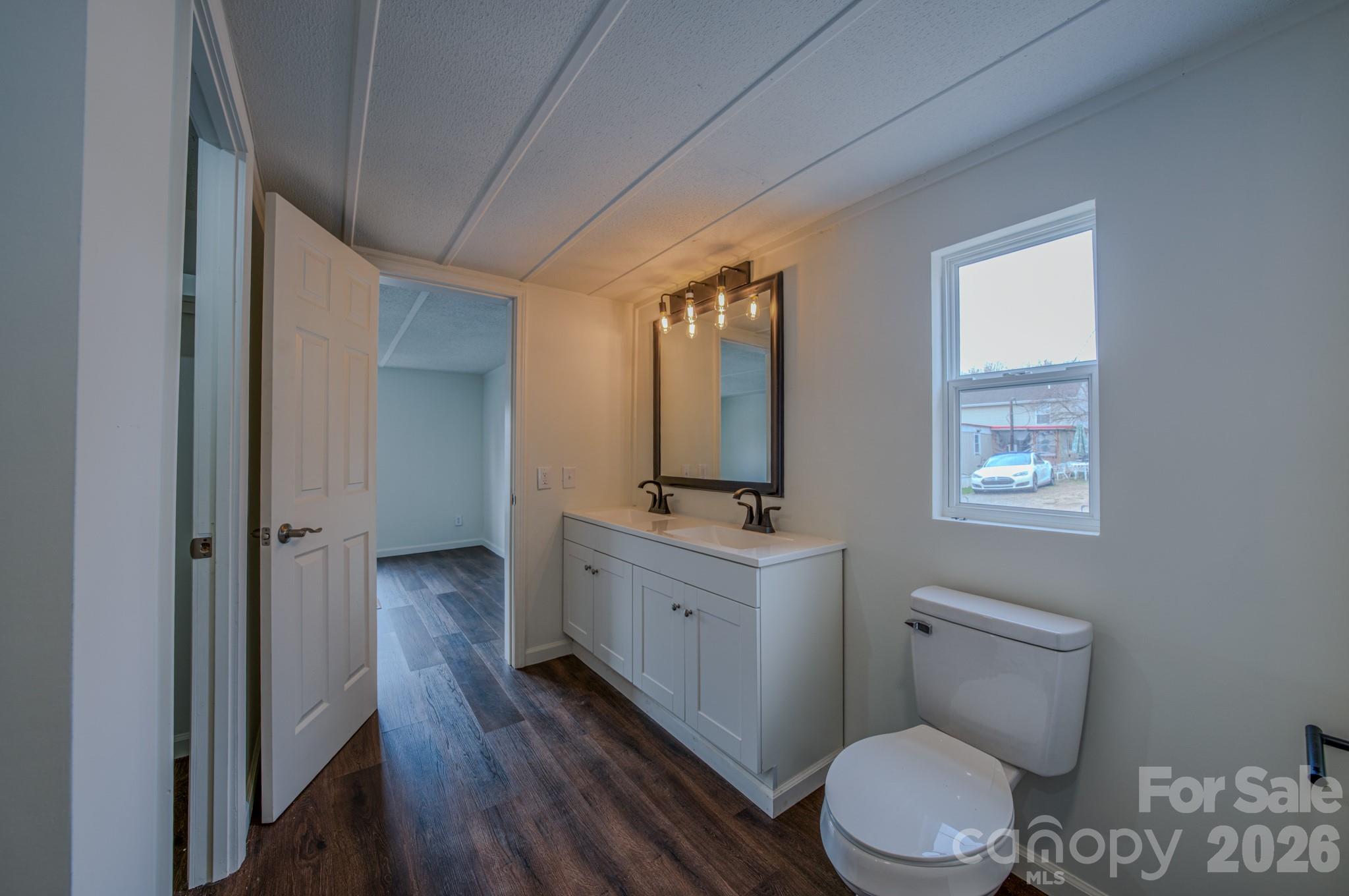 SOLOMON LUTHER LAND - Residential