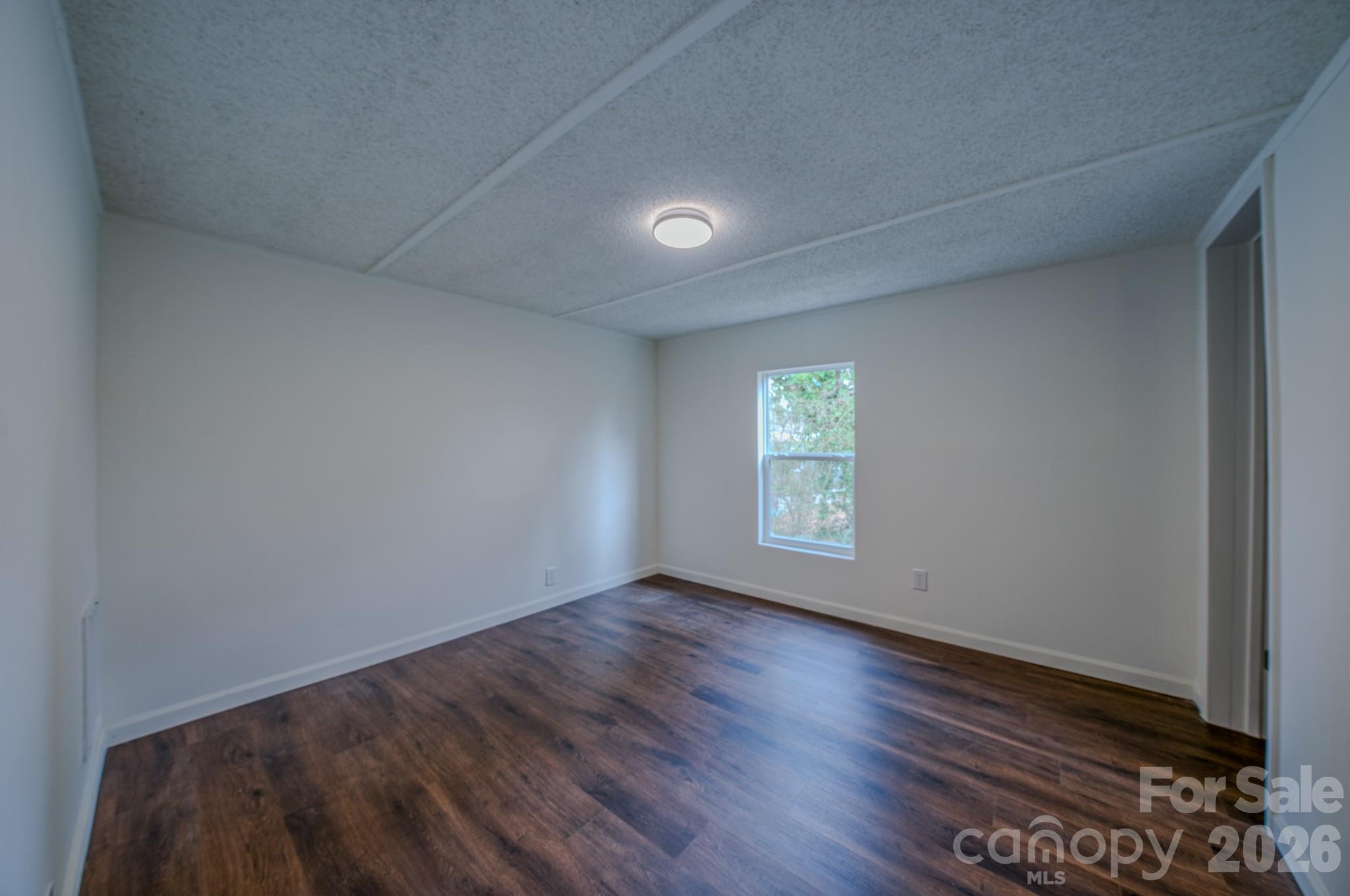 SOLOMON LUTHER LAND - Residential