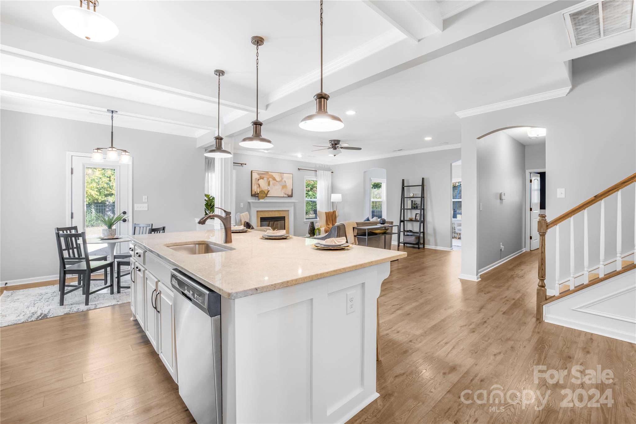 Lake Ridge - Residential