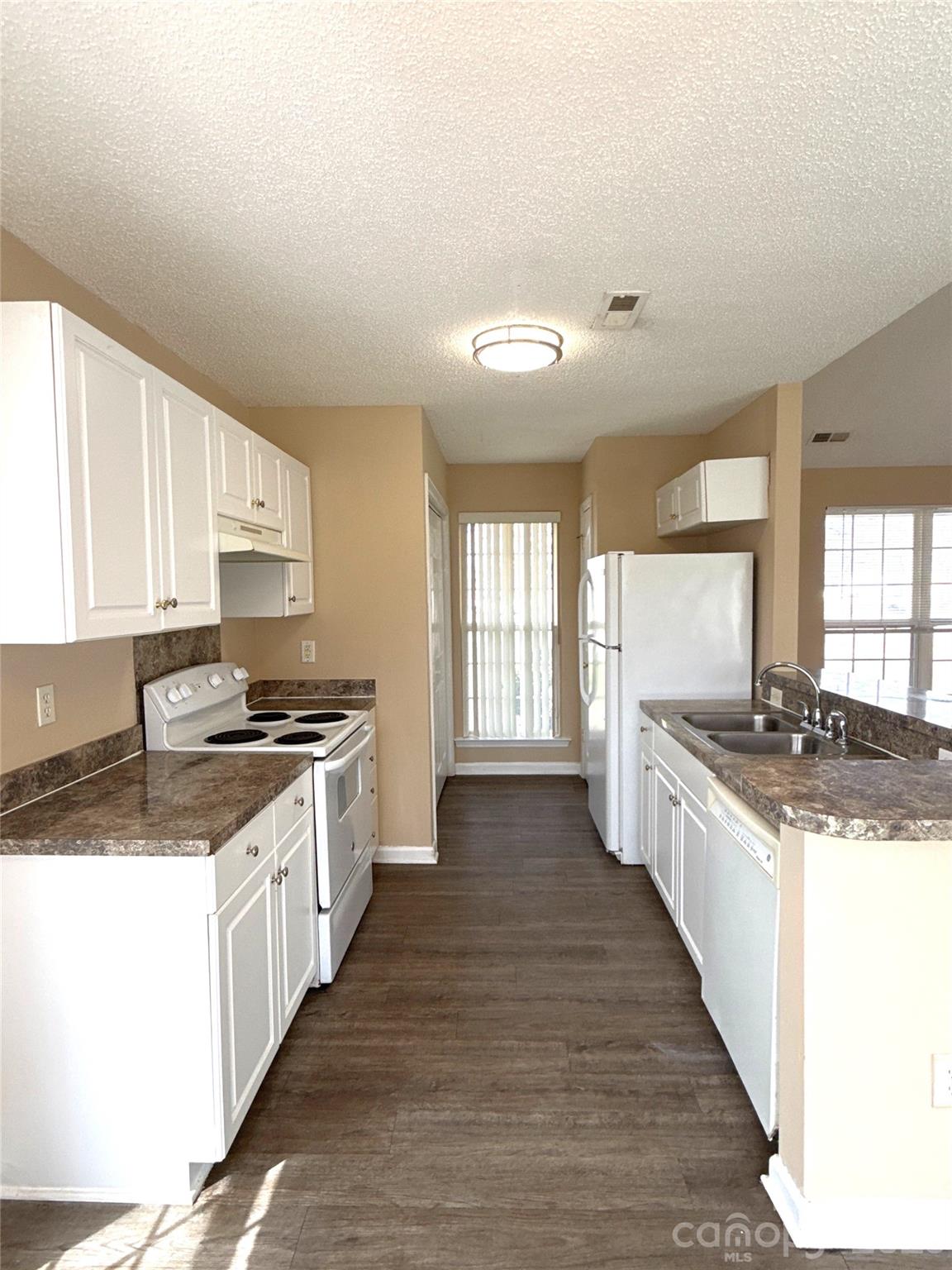 Sadler Ridge - Residential Lease