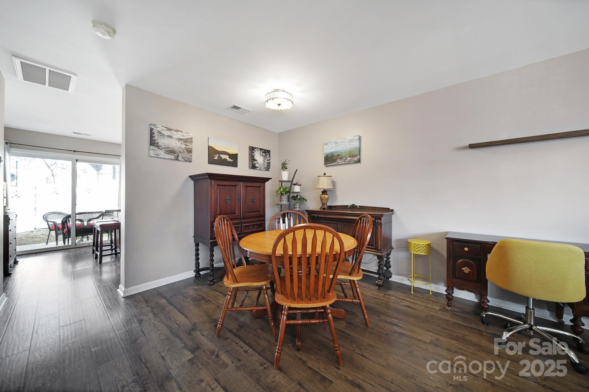 Lexington Commons - Residential