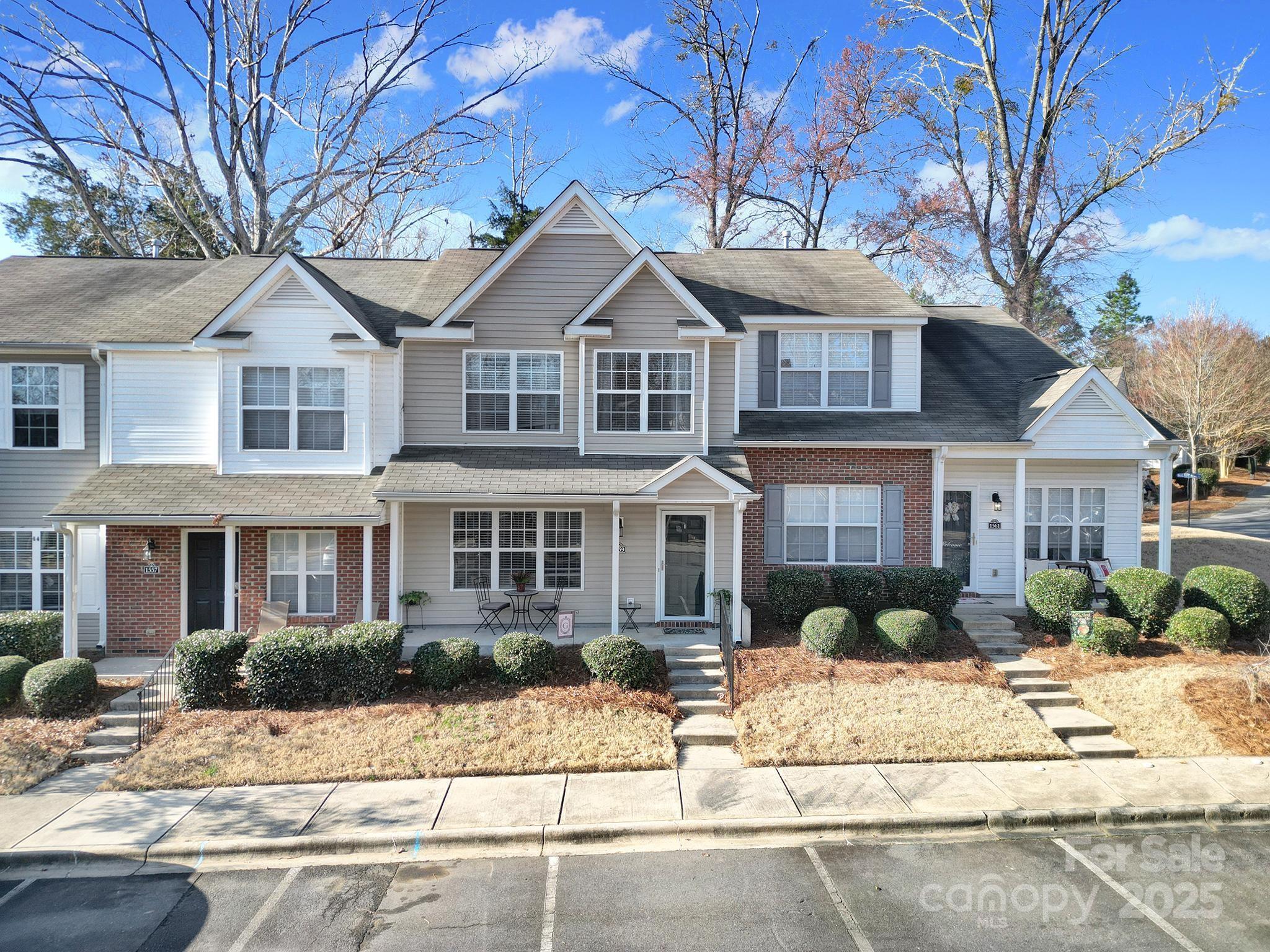 Lexington Commons - Residential