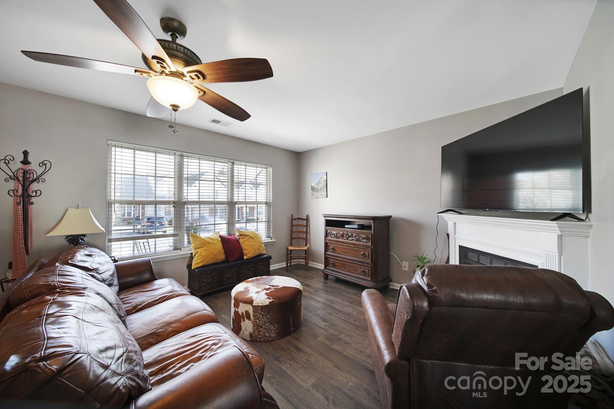 Lexington Commons - Residential