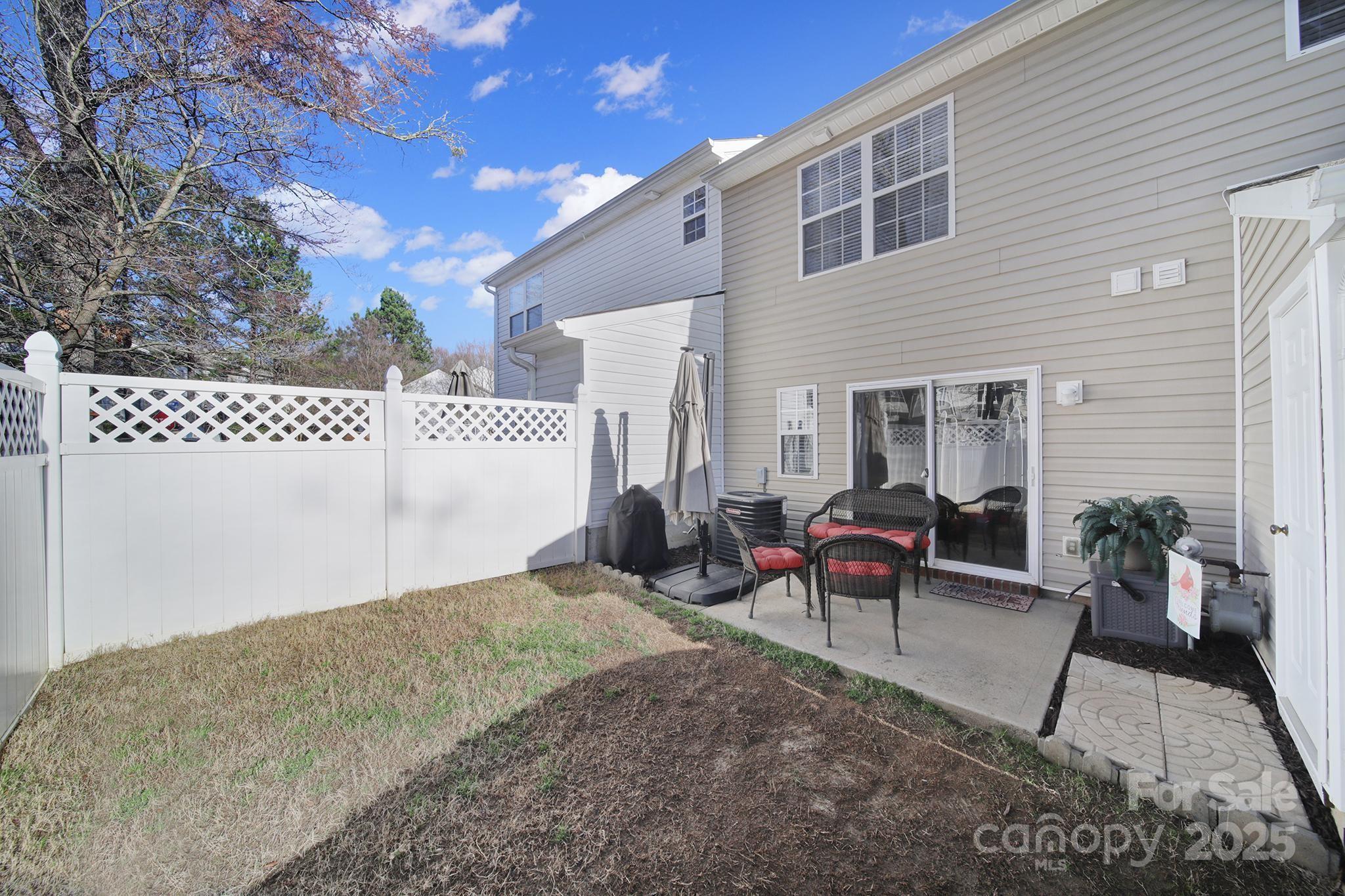 Lexington Commons - Residential